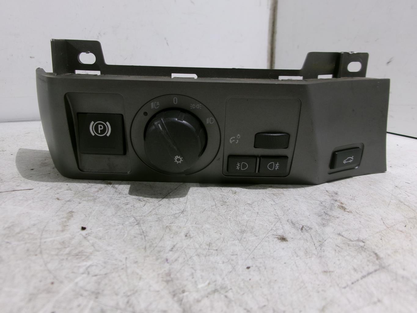 Commande de phare BMW SERIE 7 E65 PHASE 1 Diesel - 1