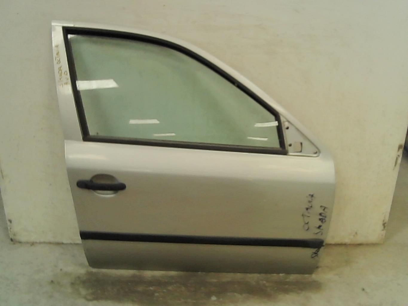 Porte avant droit SKODA OCTAVIA 1 PHASE 1 Diesel - 1