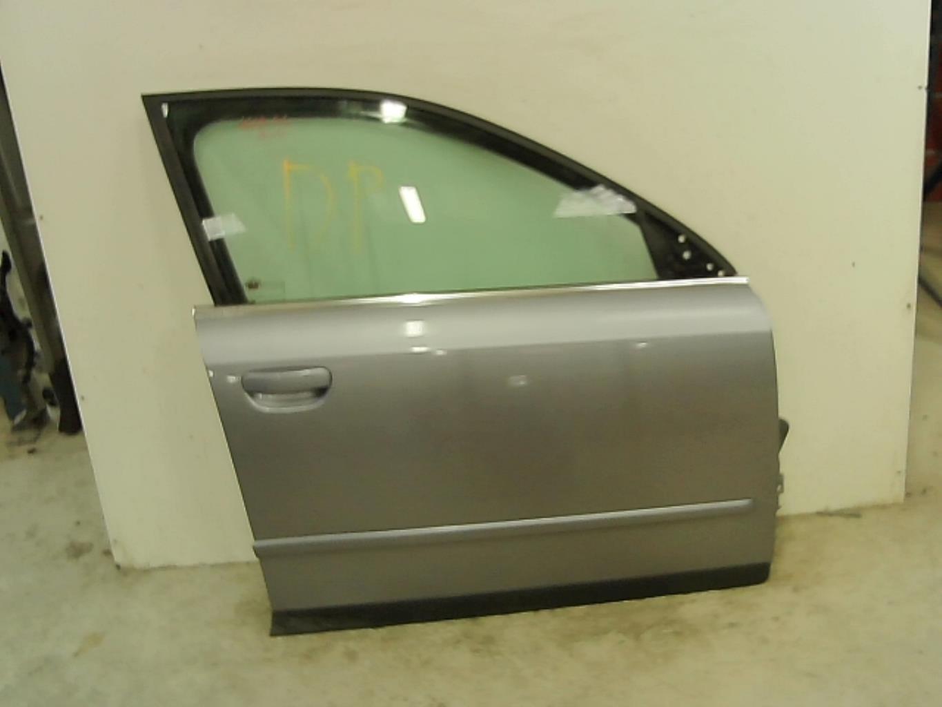 Porte avant droit AUDI A4 2 PHASE 2 Diesel - 1