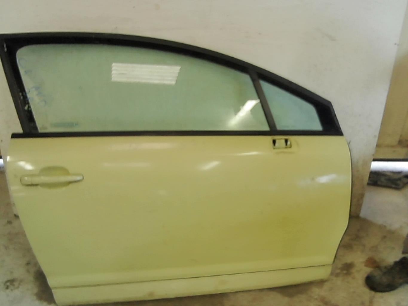 Porte avant droit CITROEN C4 1 PHASE 1 COUPE Diesel - 1
