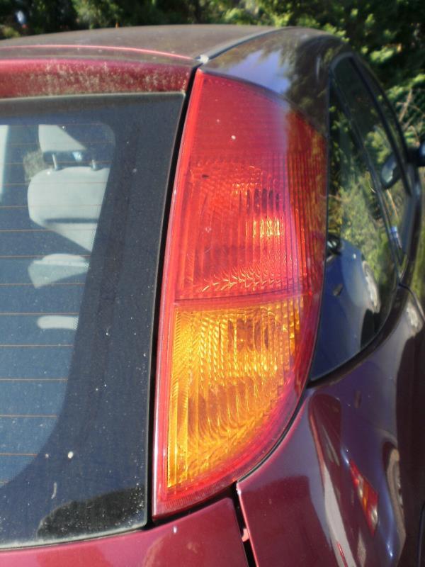 Feu arriere principal droit (feux) FORD FOCUS 1 Essence - 1