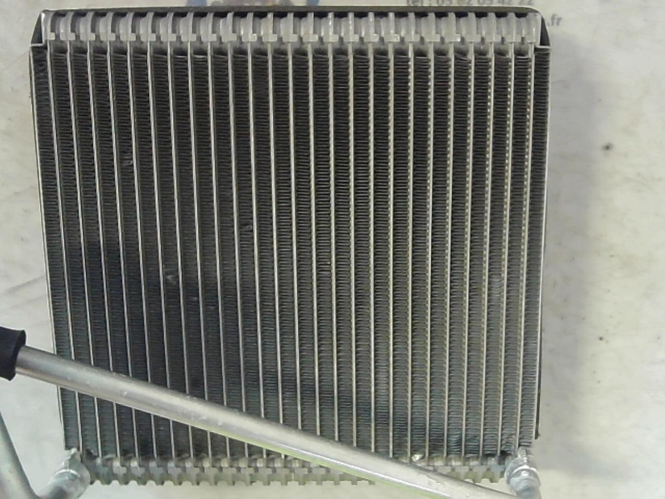 Radiateur clim KIA VENGA PHASE 1 Diesel - 1