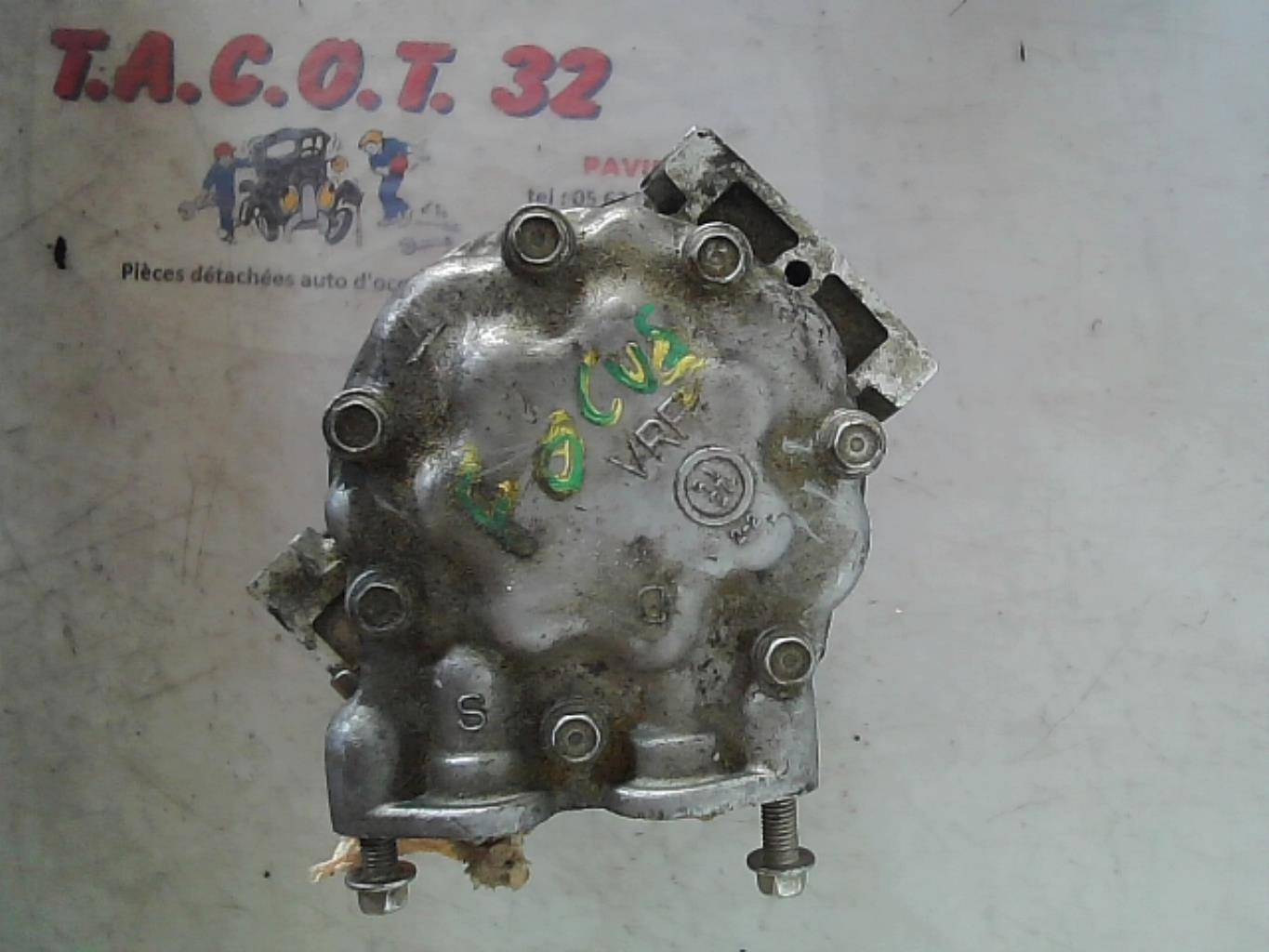 Compresseur clim FORD FOCUS 1 Essence - 1