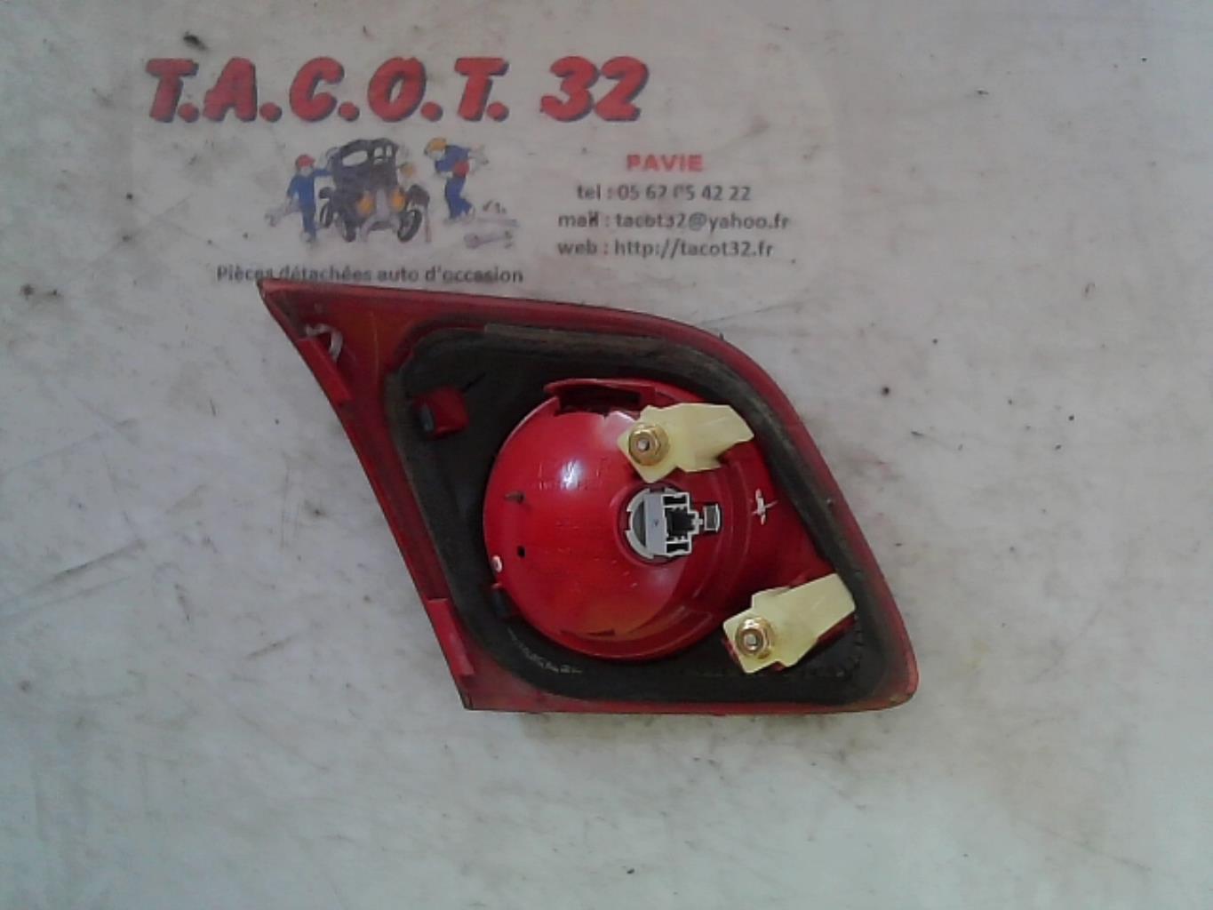 Feu arriere secondaire droit (feux) MAZDA 3 1 PHASE 1 Essence - 1