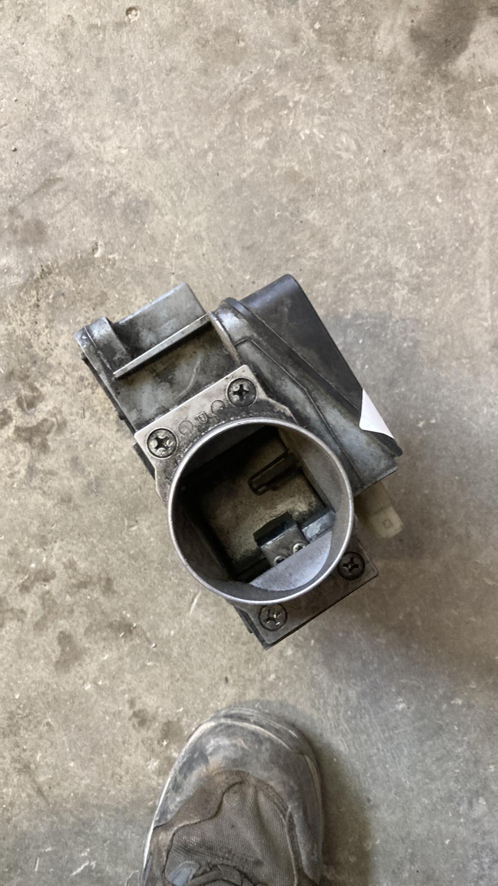 Boitier papillon VOLVO V 70 1 PHASE 1 BREAK Diesel - 1