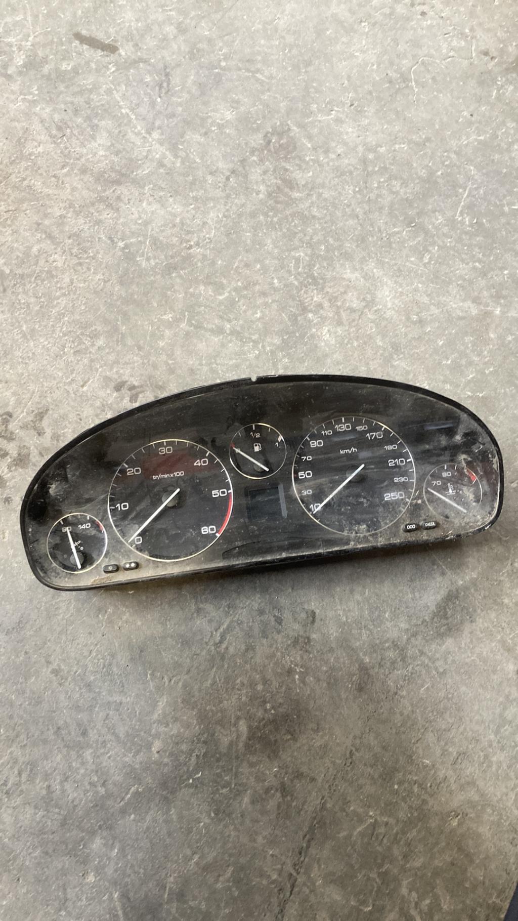 Compteur PEUGEOT 607 PHASE 1 Essence - 1