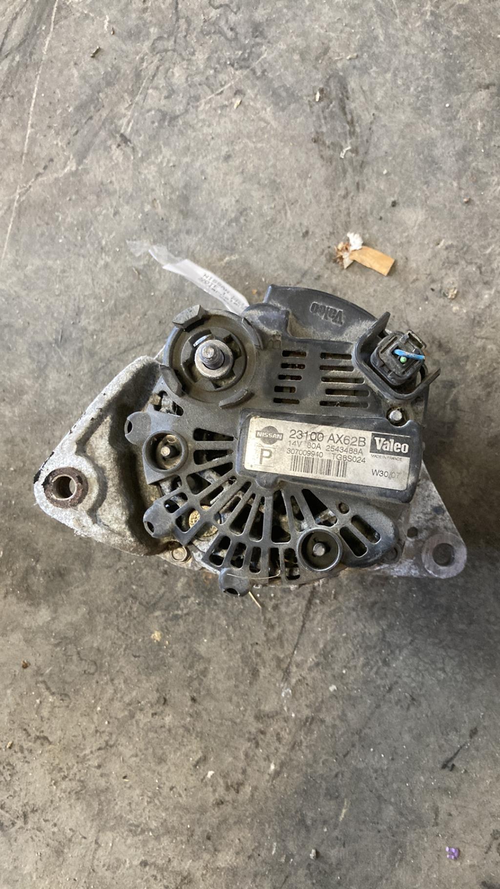 Alternateur NISSAN NOTE 1 PHASE 1 Essence - 1