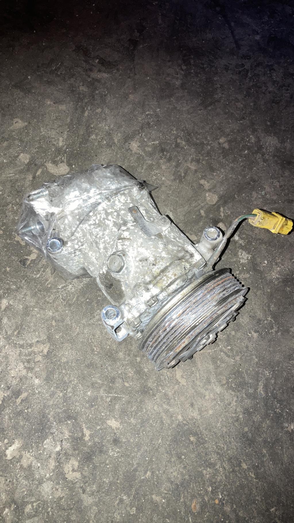 Compresseur clim PEUGEOT 307 PHASE 1 Diesel - 1