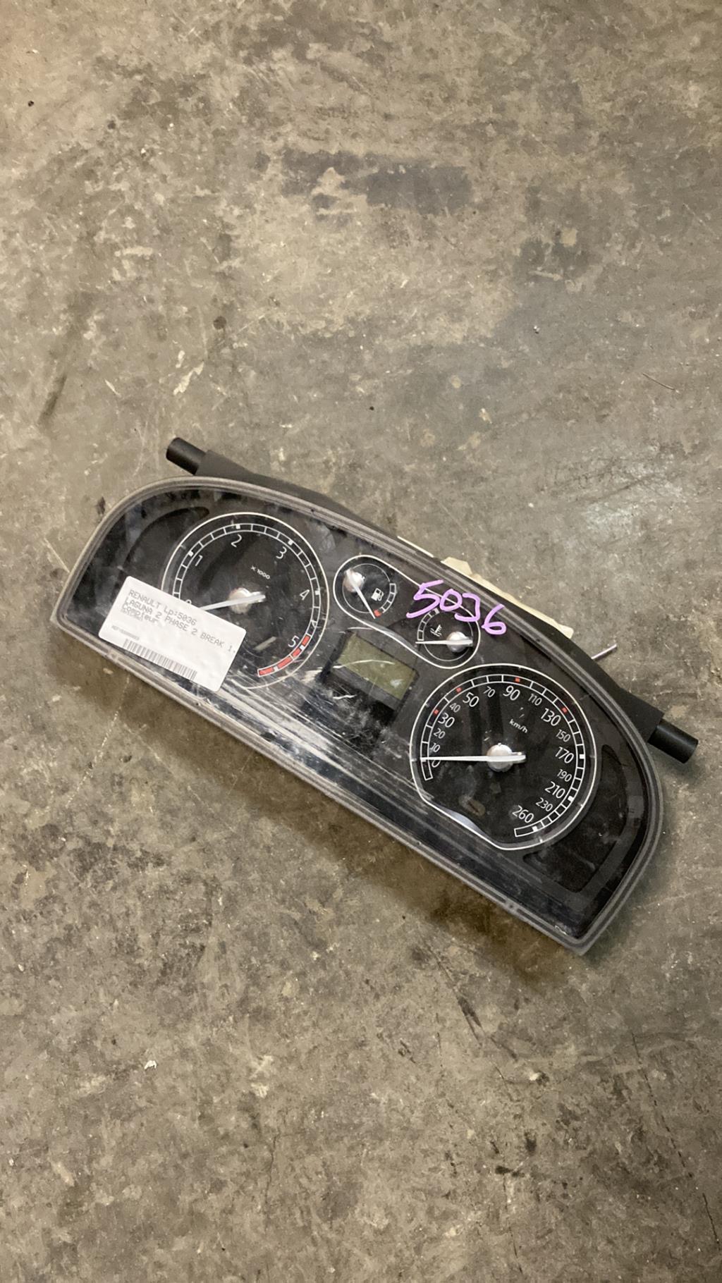 Compteur RENAULT LAGUNA 2 PHASE 2 BREAK Diesel - 1