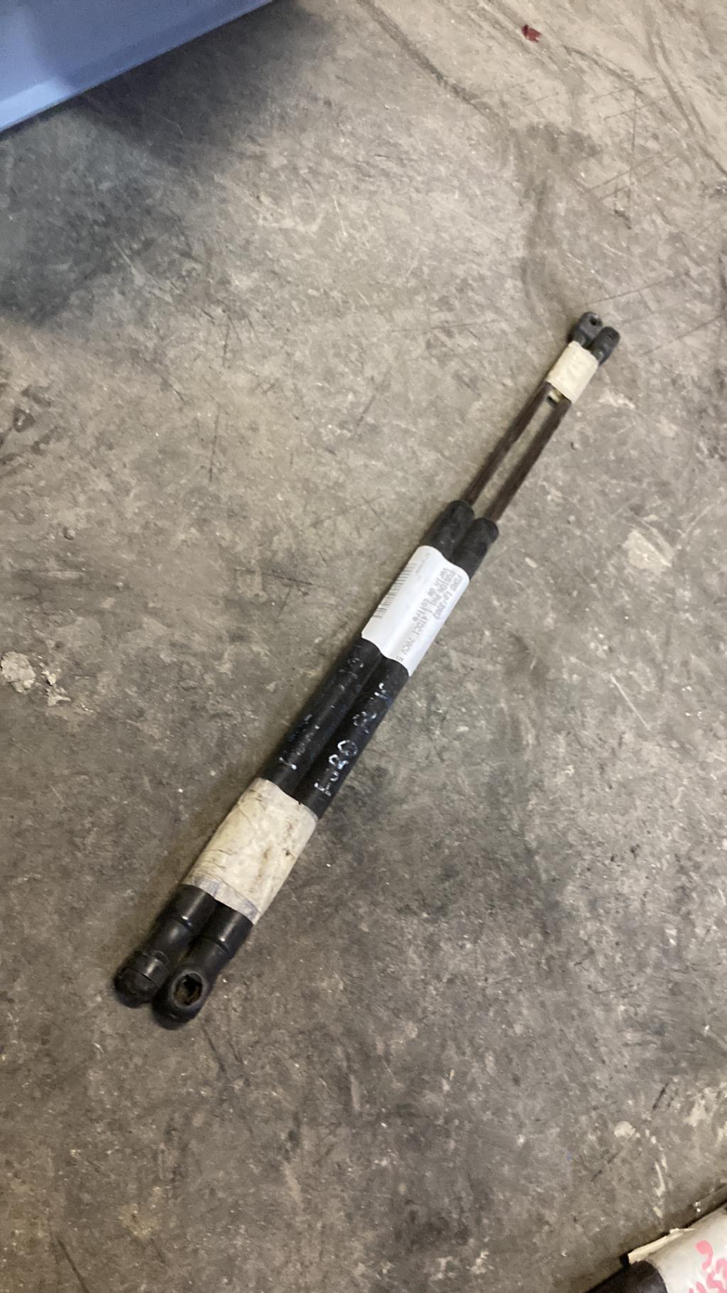 Verin de coffre FORD FUSION PHASE 1 Diesel - 1