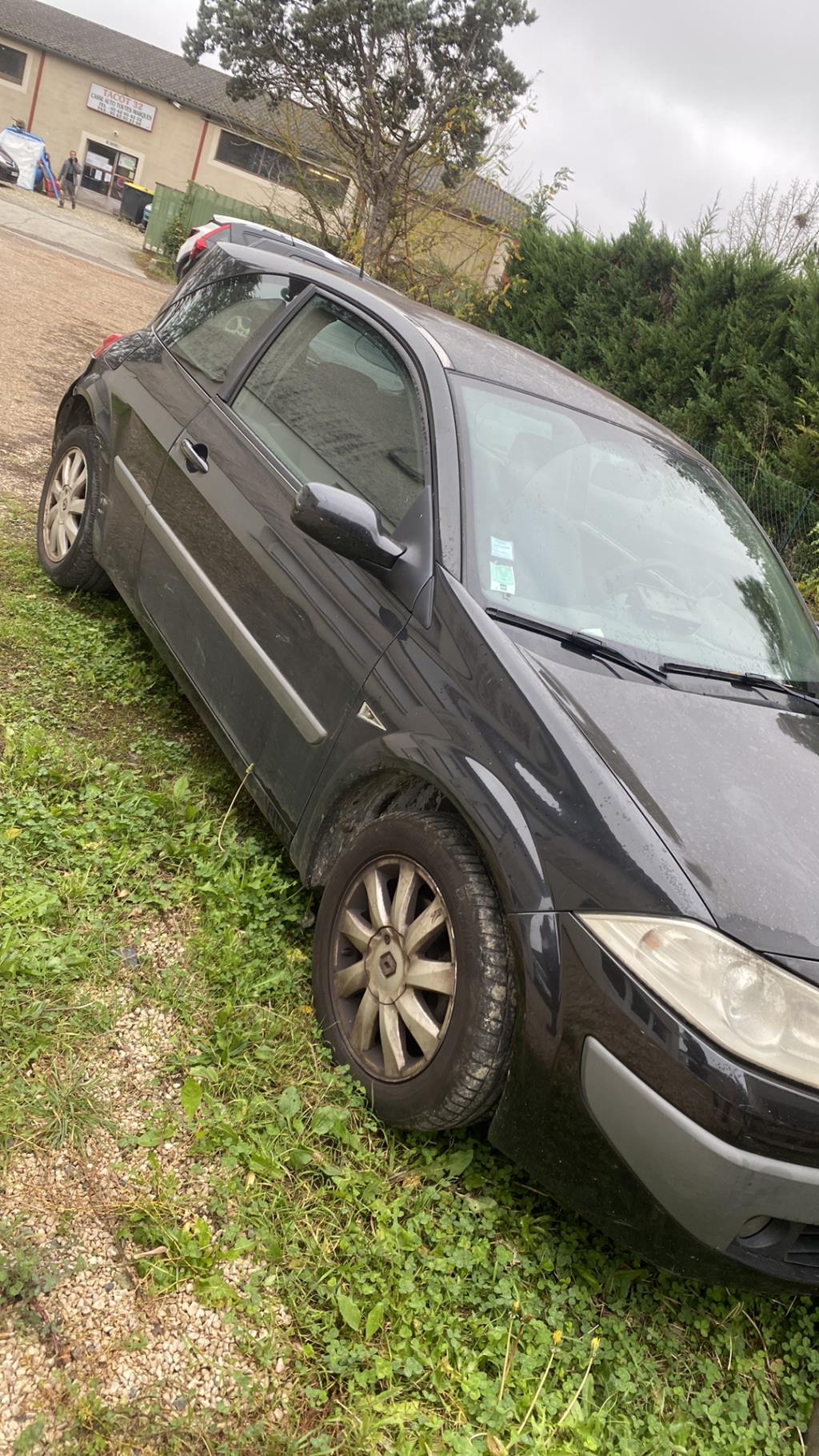 Aile avant gauche RENAULT MEGANE 2 PHASE 2 Essence - 1