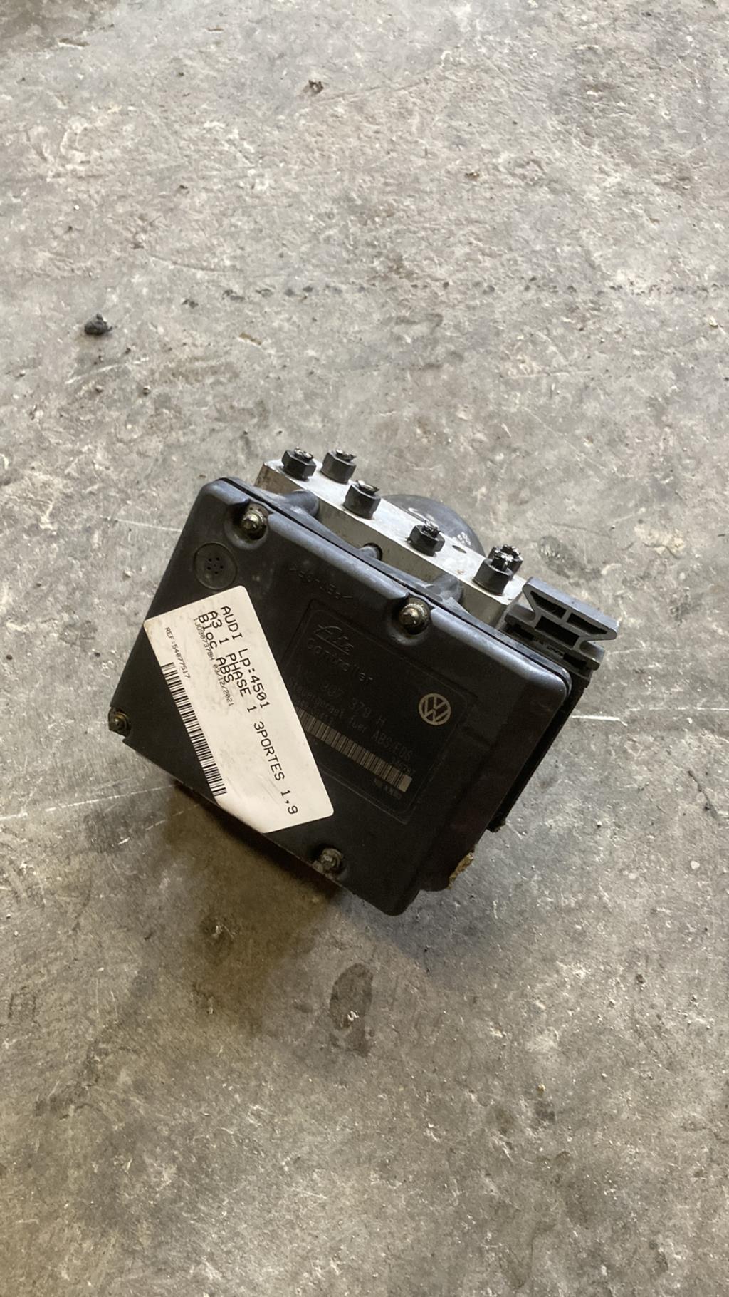 Bloc ABS (freins anti-blocage) AUDI A3 1 PHASE 1 Diesel - 1