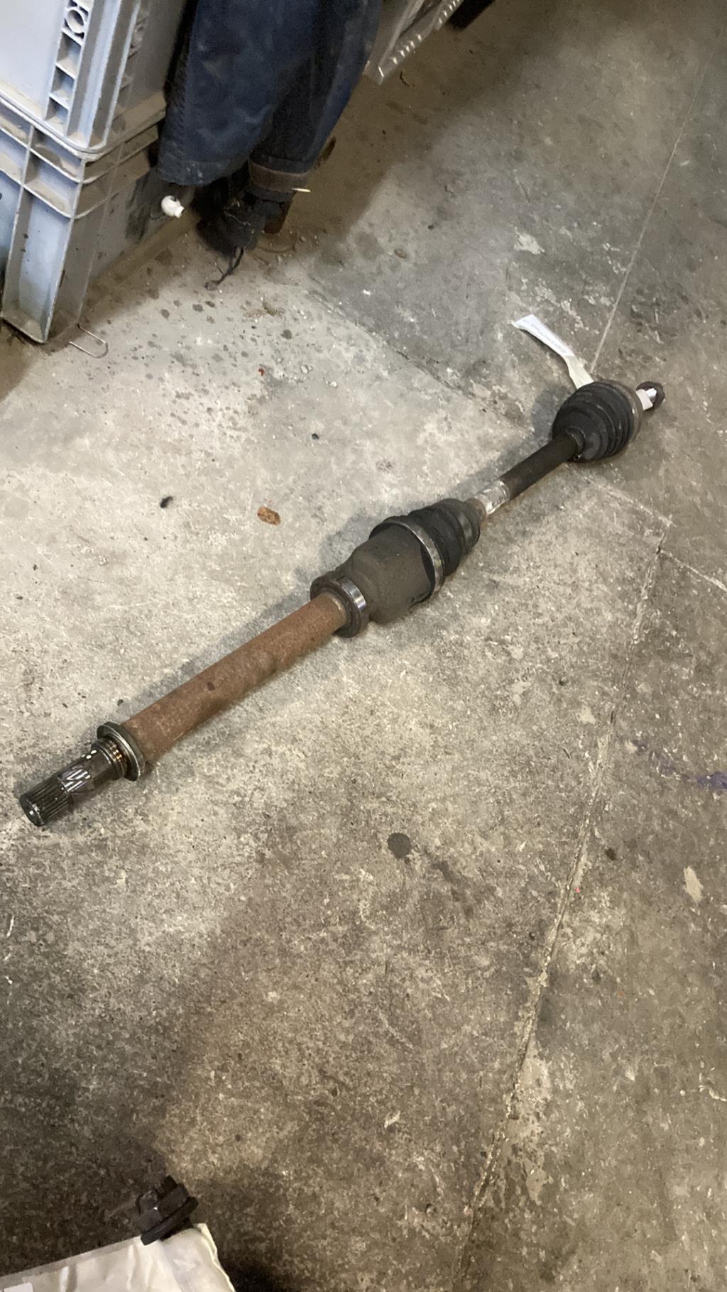 Cardan droit (transmission) RENAULT CLIO 3 PHASE 1 BREAK Diesel - 1