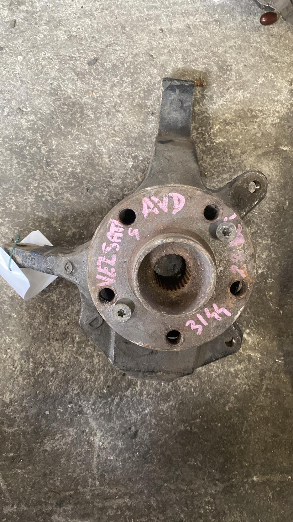 Moyeu avant droit RENAULT VEL SATIS PHASE 1 Diesel - 1