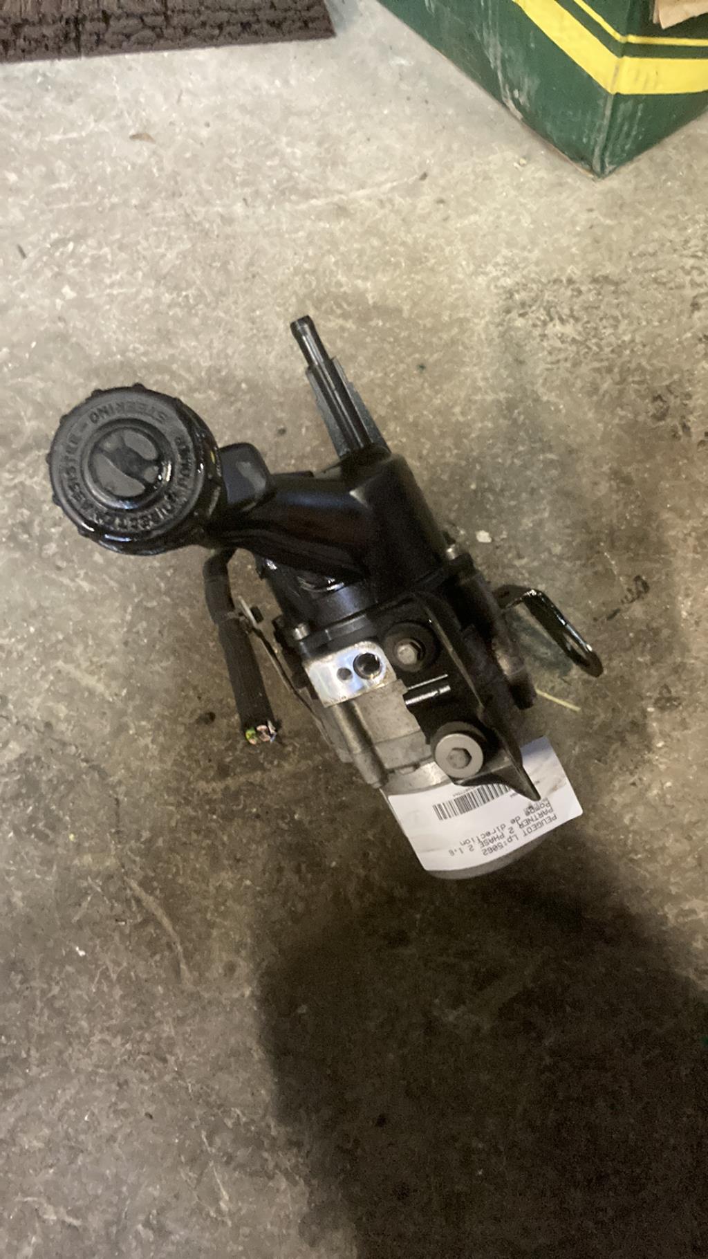 Pompe de direction PEUGEOT PARTNER 2 PHASE 2  - 1