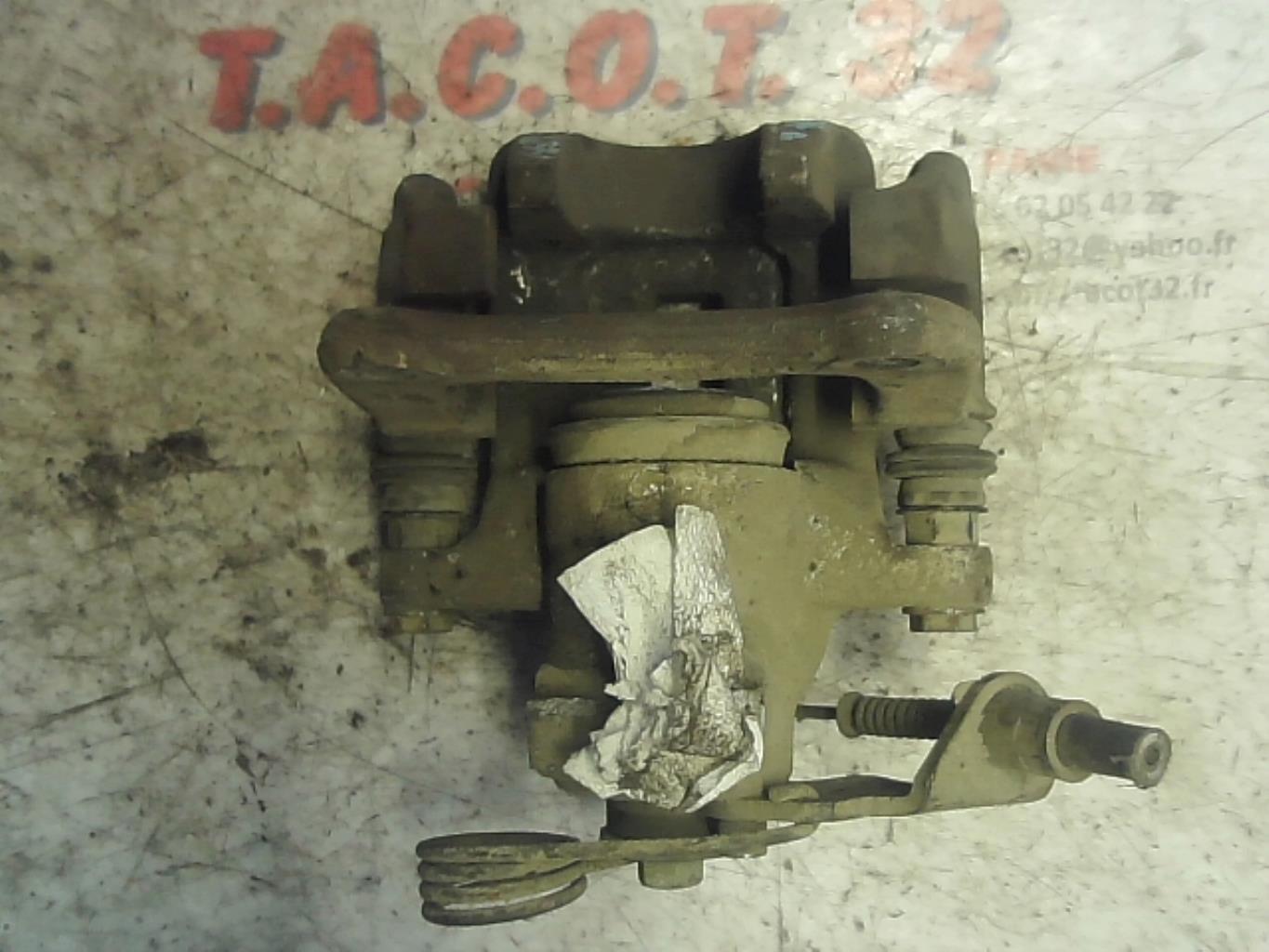Etrier arriere droit (freinage) AUDI A6 2 PHASE 2 Diesel - 1