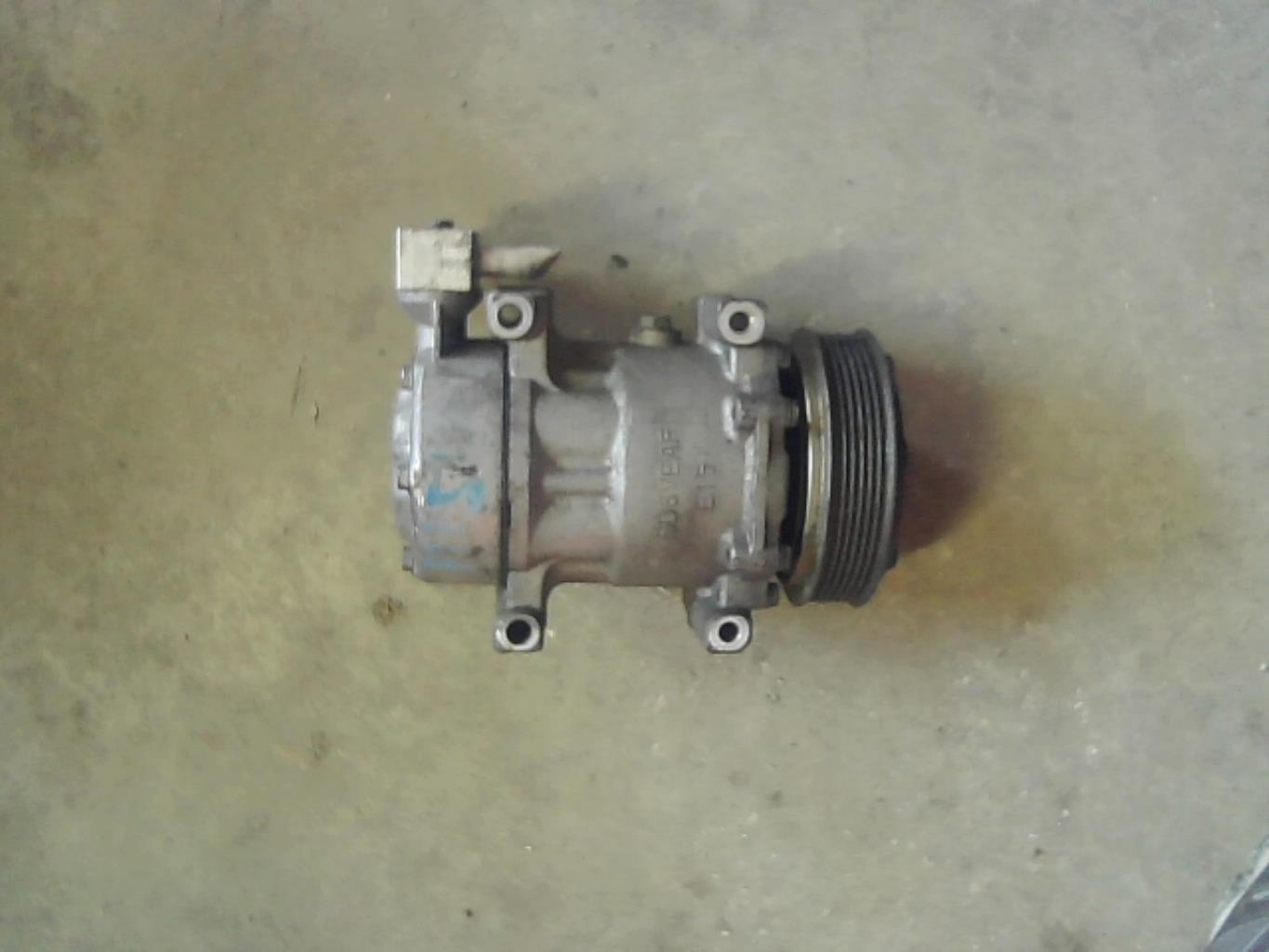 Compresseur clim FORD FIESTA 5 PHASE 1 Diesel - 1