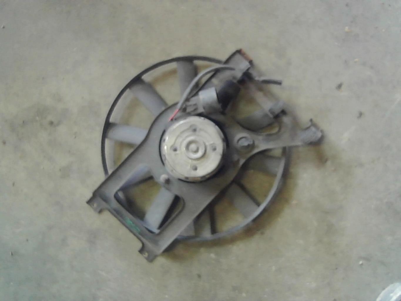 Ventilateur eau RENAULT R21 Diesel - 1