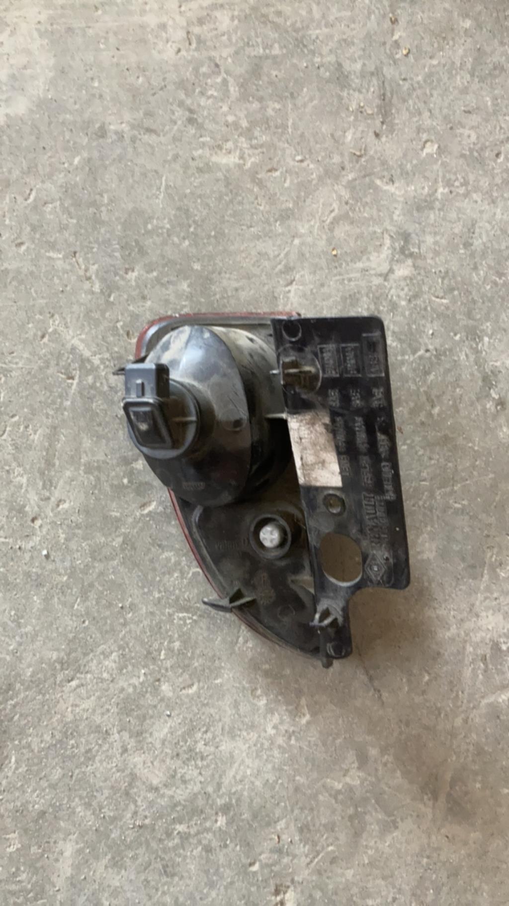 Anti brouillard arriere droit RENAULT ESPACE 4 PHASE 2 Diesel - 1