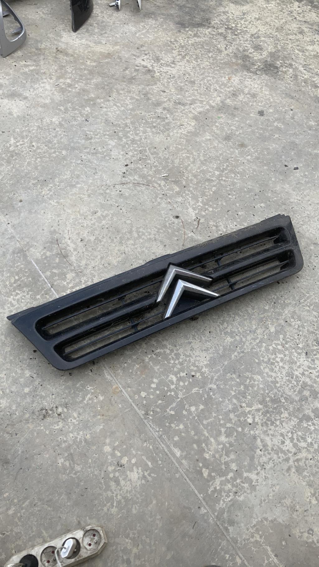 Calandre CITROEN C4 1 PHASE 1 Essence - 1
