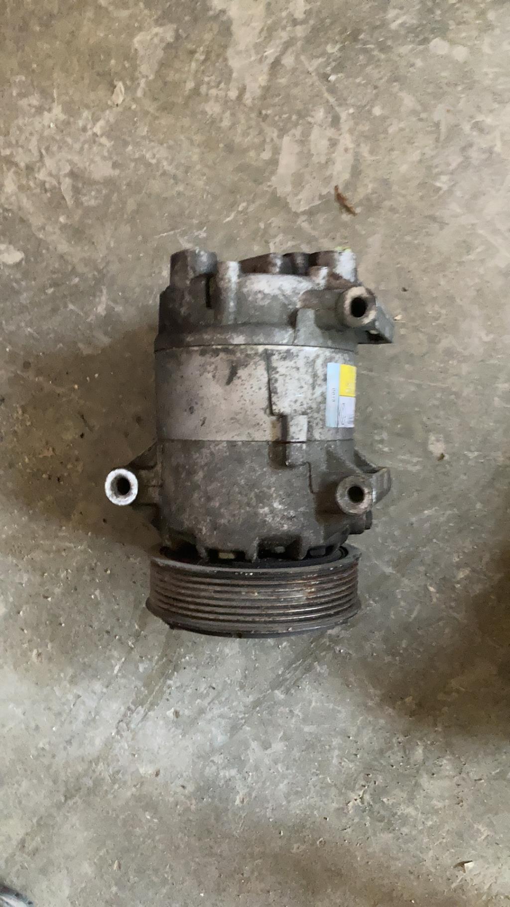 Compresseur clim RENAULT SCENIC 2 PHASE 1 Diesel - 1