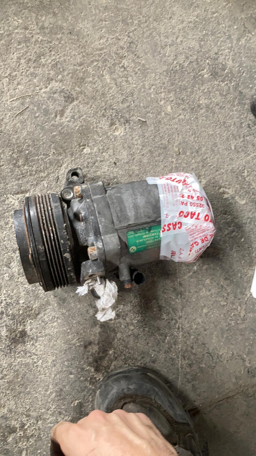 Compresseur clim BMW SERIE 3 E46 PHASE 1 Diesel - 1