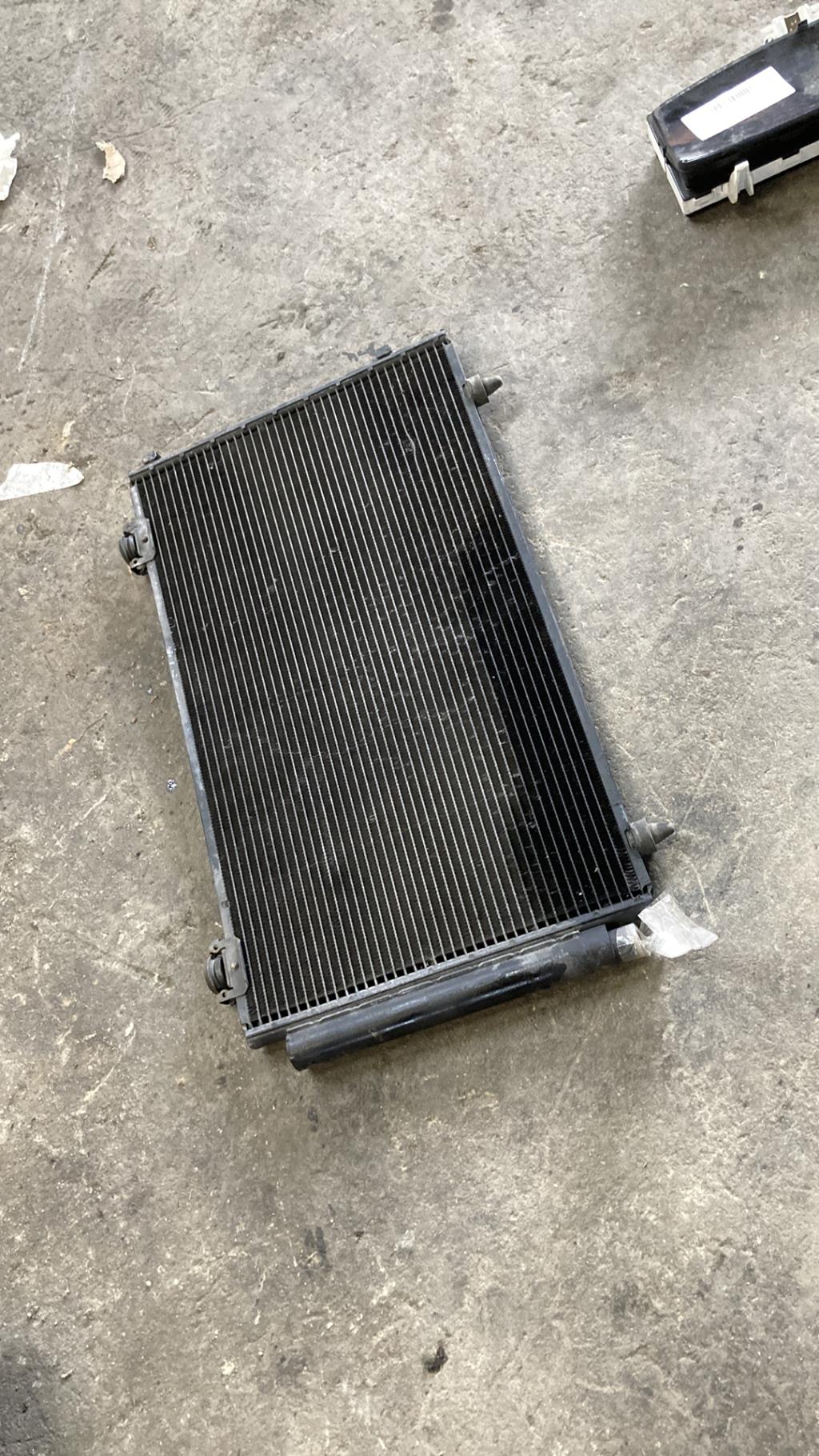 Radiateur clim TOYOTA COROLLA 10 PHASE 1 Essence - 1