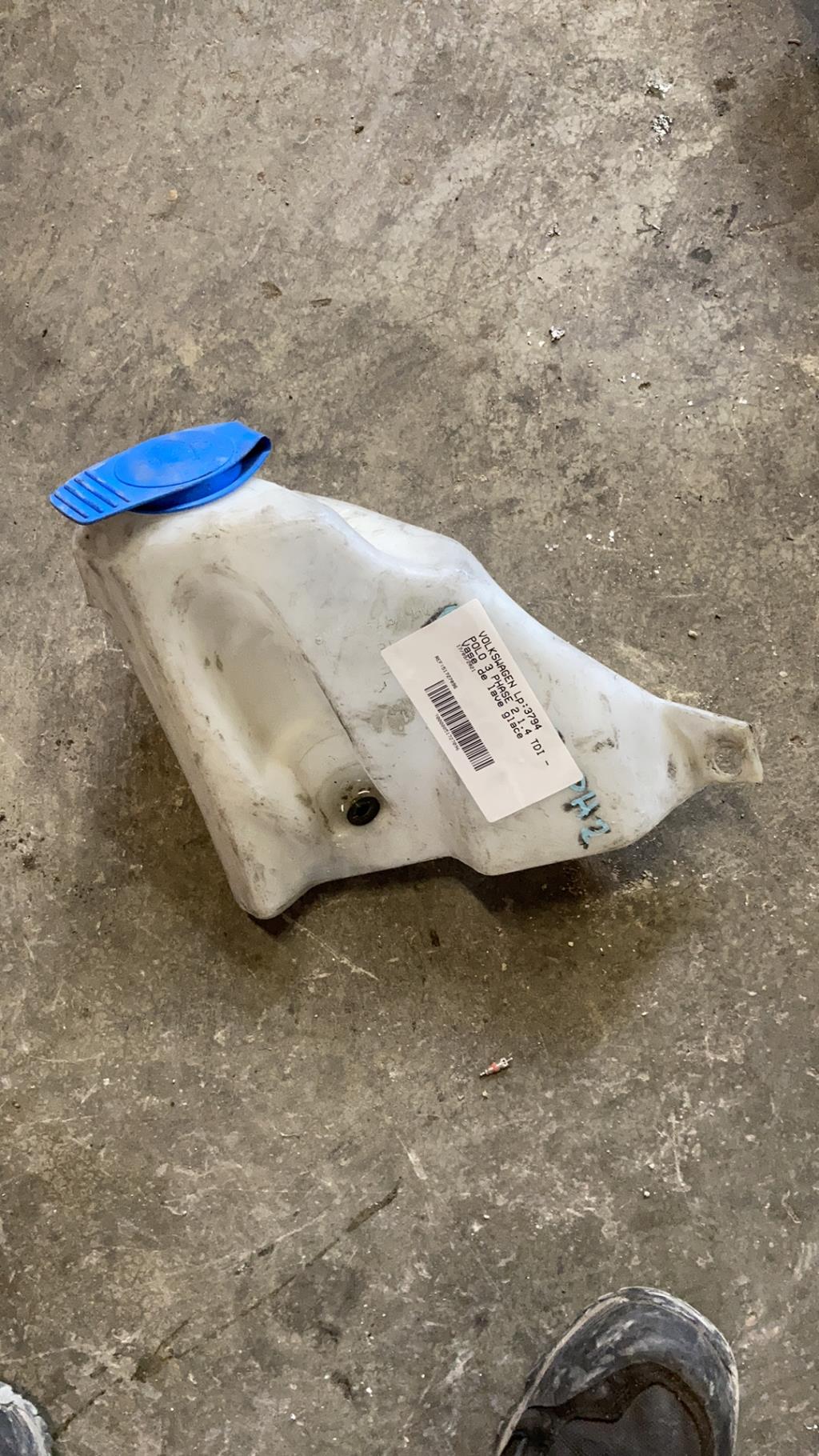 Vase de lave glace VOLKSWAGEN POLO 3 PHASE 2 Diesel - 1