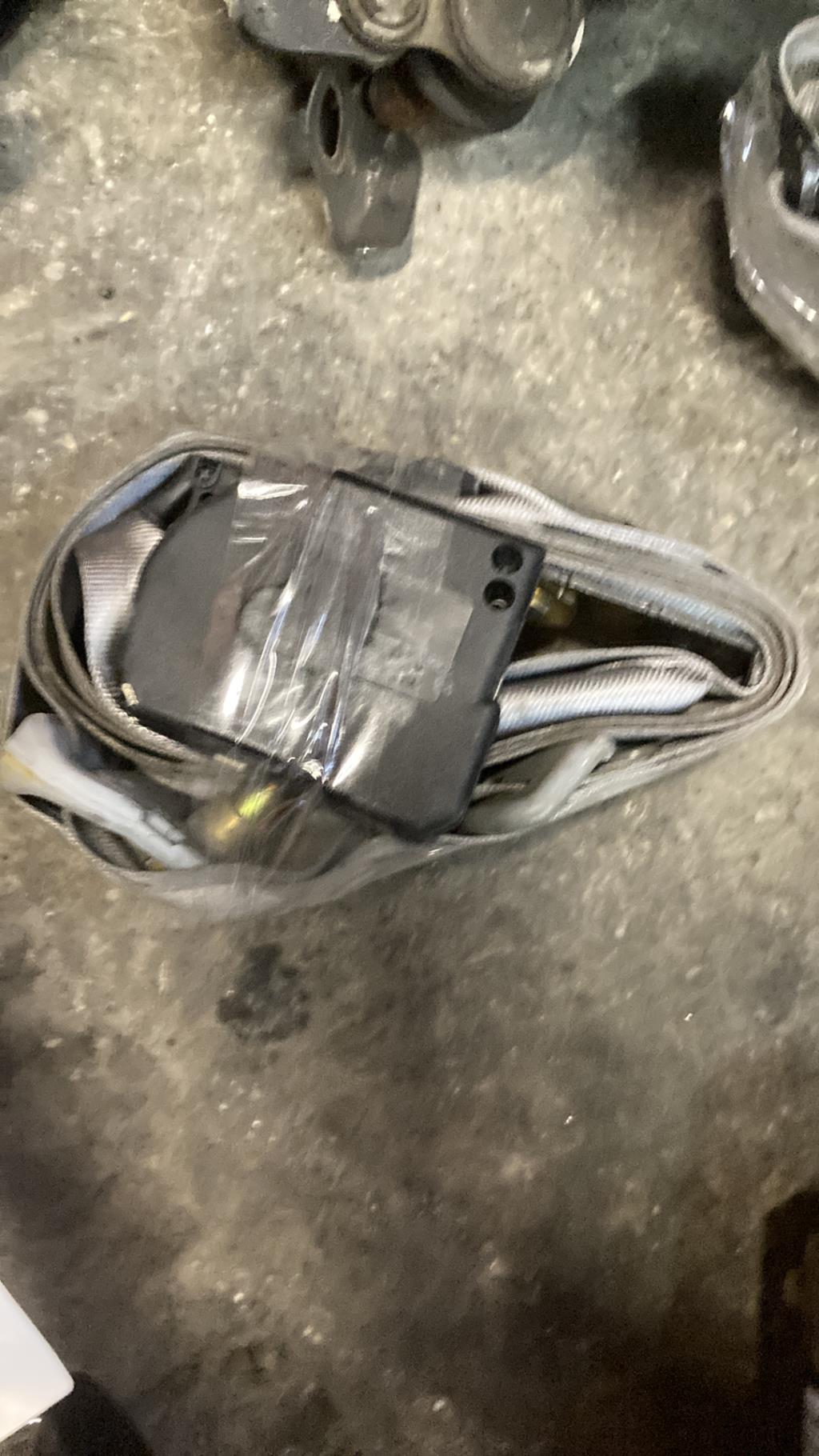 Ceinture avant droit RENAULT SCENIC 1 PHASE 2 Diesel - 1