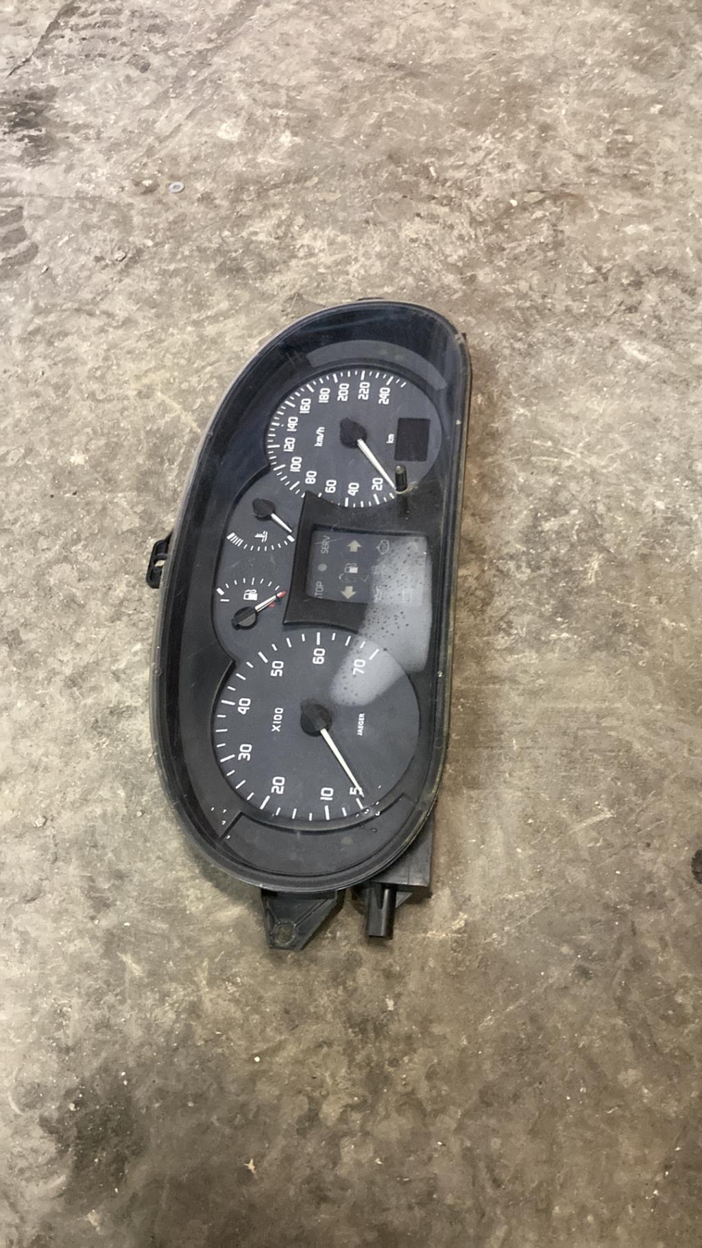 Compteur RENAULT SCENIC 1 PHASE 2 Diesel - 1