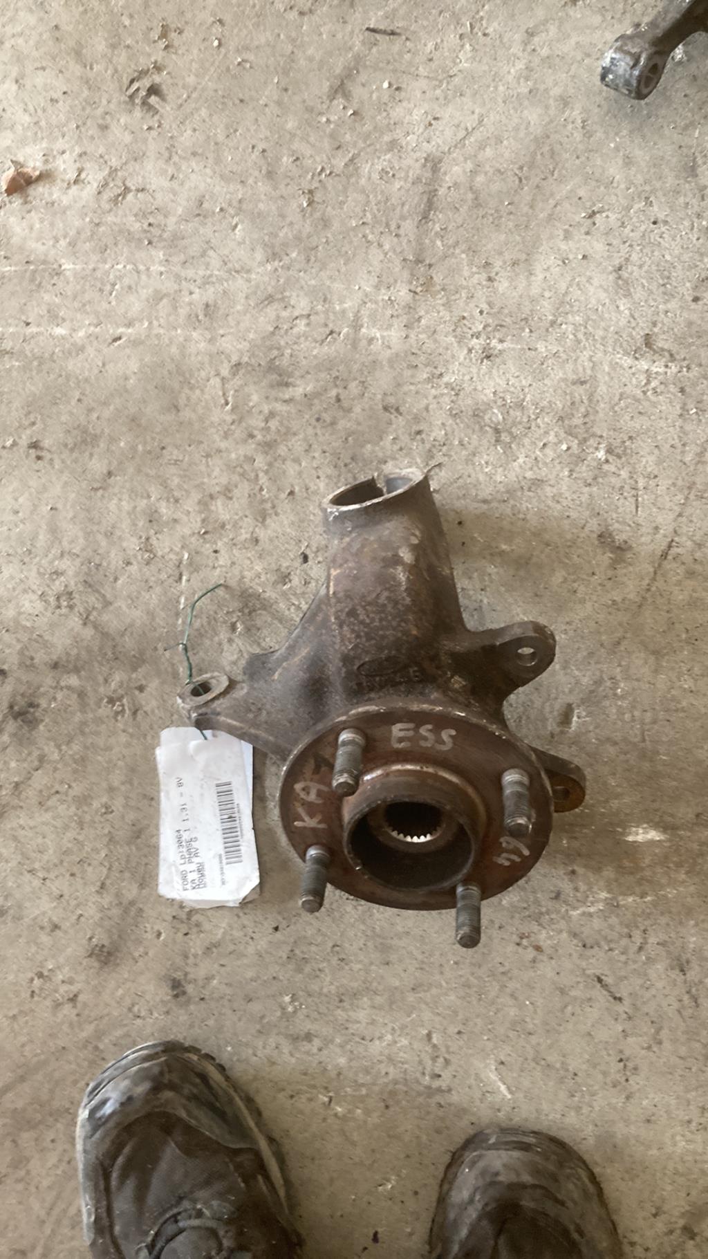 Moyeu avant gauche FORD KA 1 PHASE 1 Essence - 1