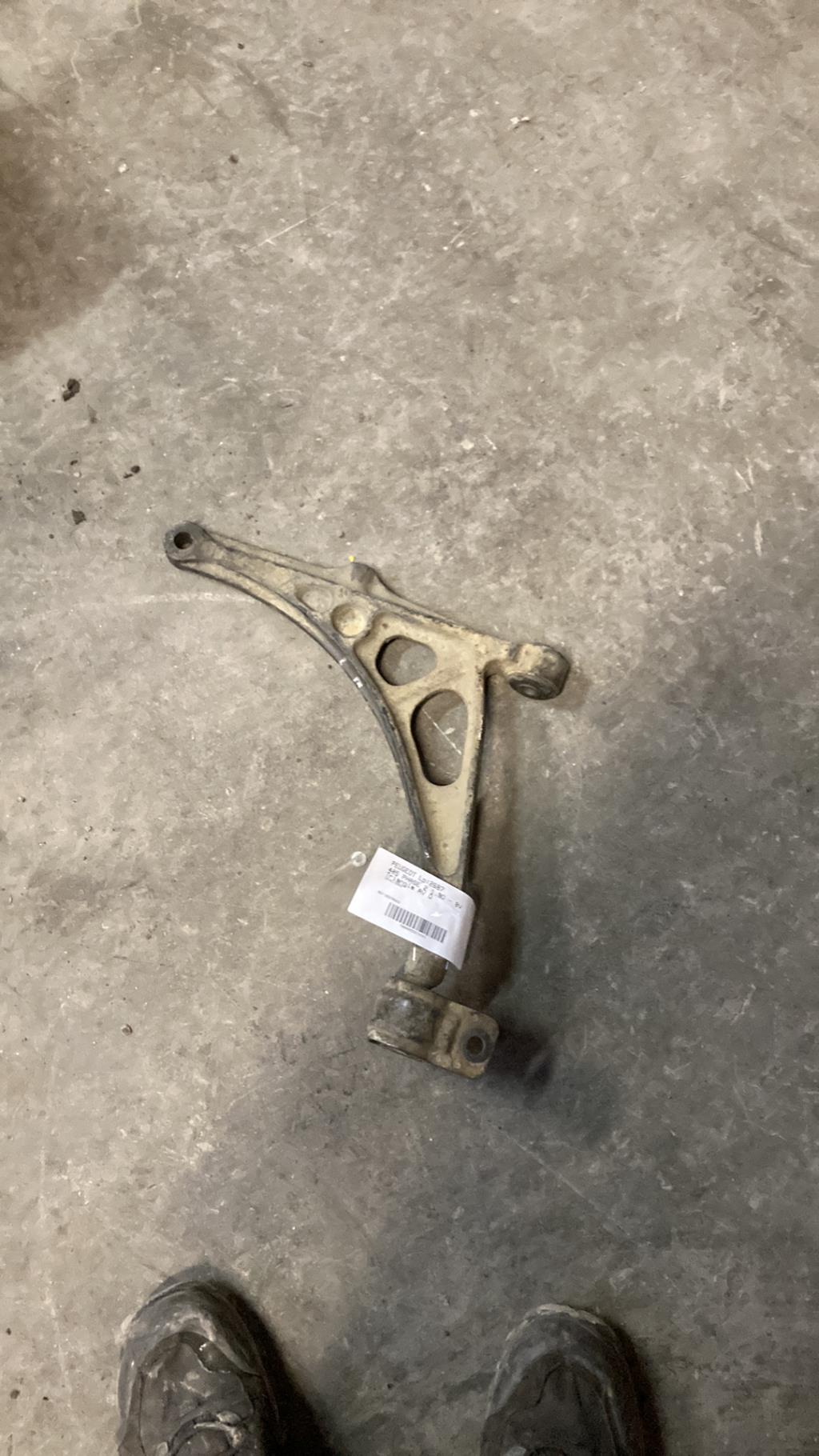 Triangle avant droit PEUGEOT 405 PHASE 2 Diesel - 1