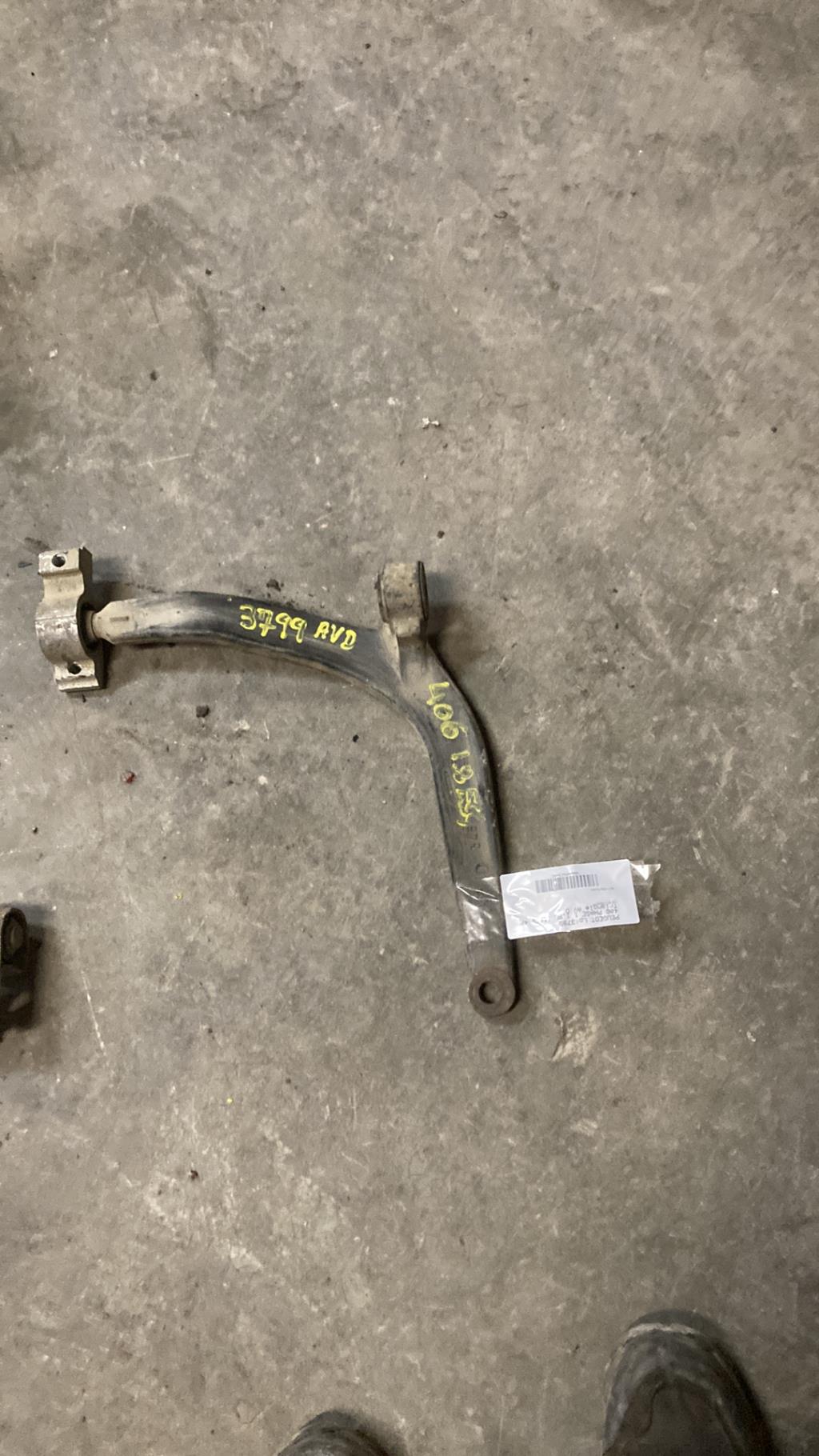 Triangle avant droit PEUGEOT 406 PHASE 1 Essence - 1