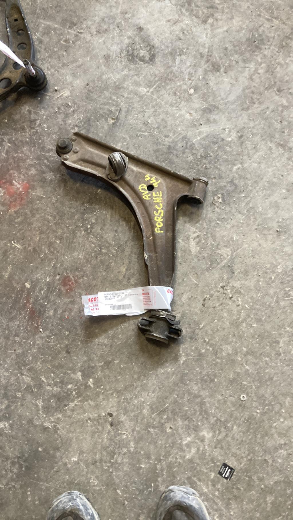 Triangle avant droit PORSCHE 944 Essence - 1