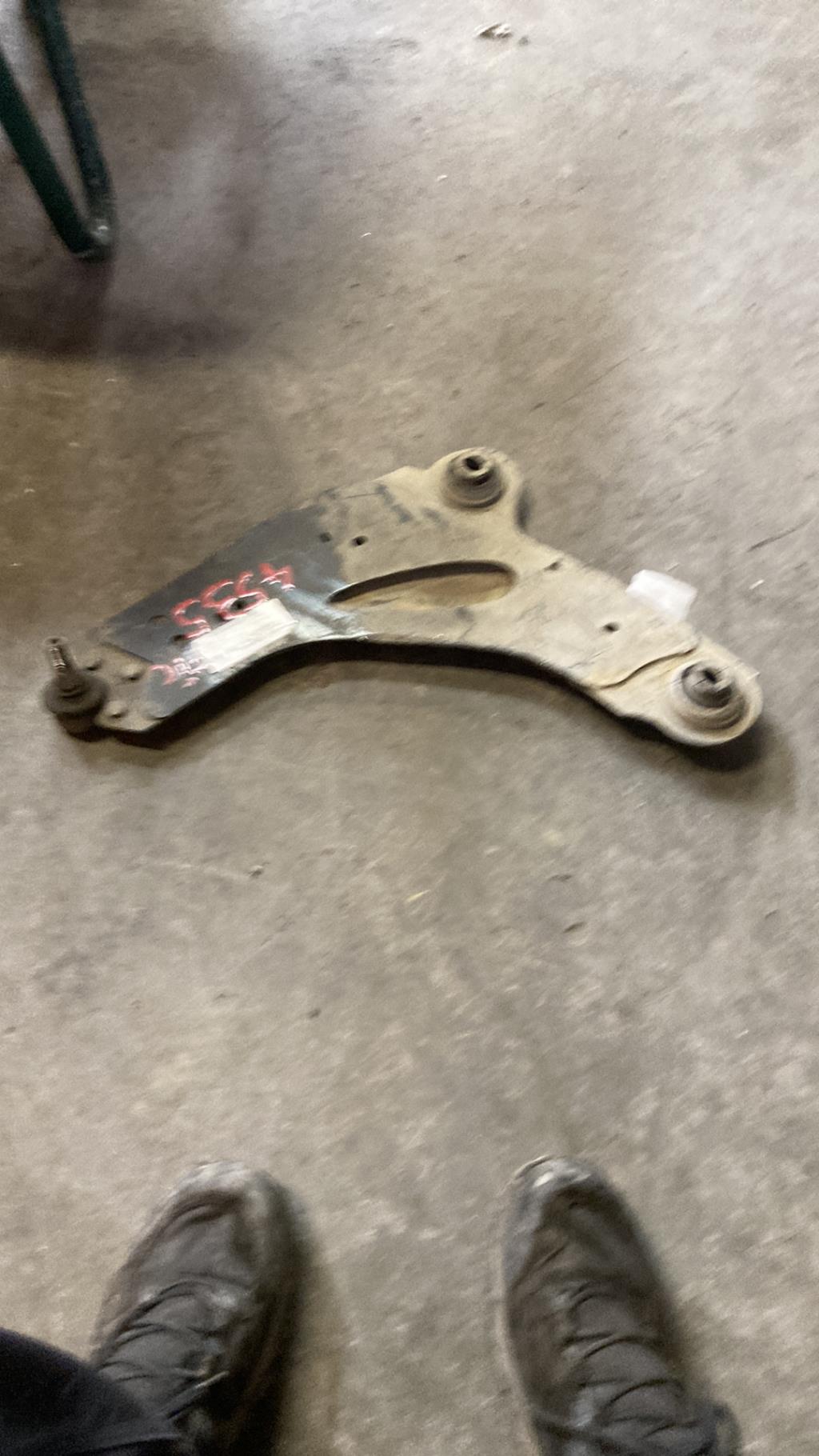 Triangle avant gauche RENAULT TRAFIC 2 PHASE 1 Diesel - 1