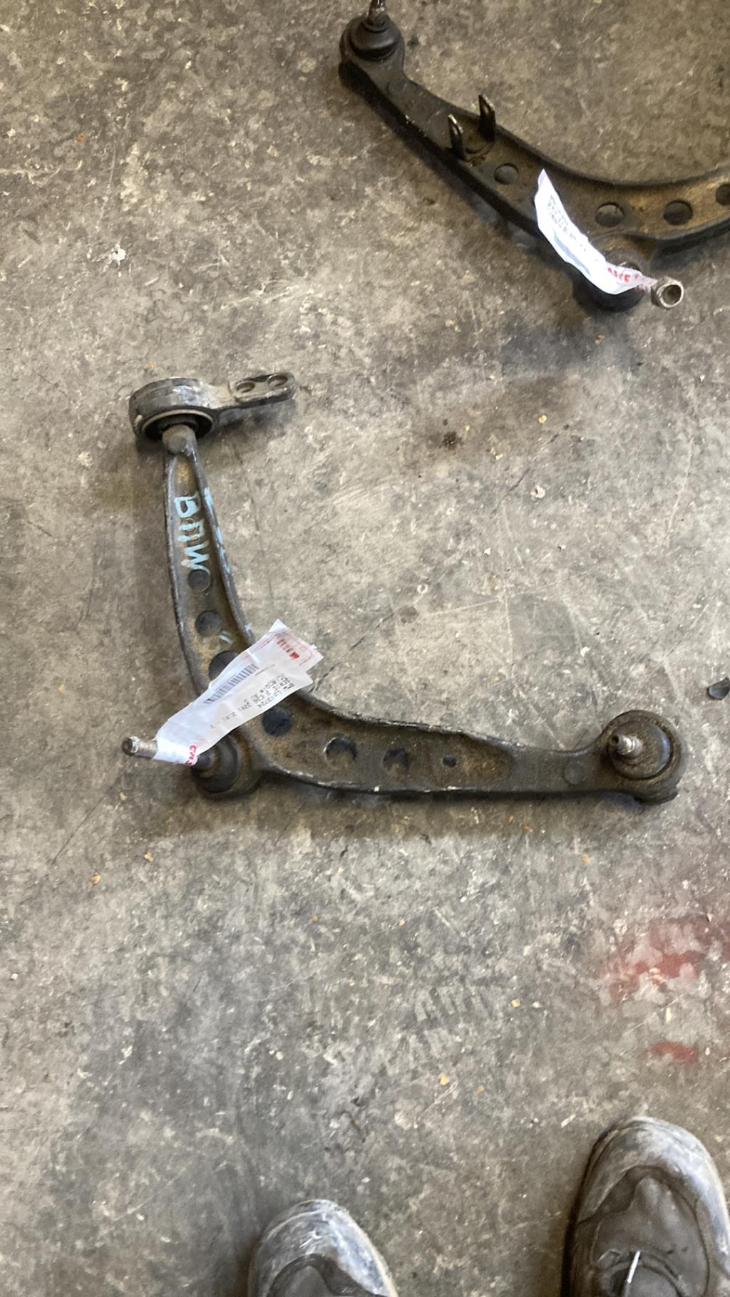 Triangle avant gauche BMW SERIE 3 E36 Essence - 1