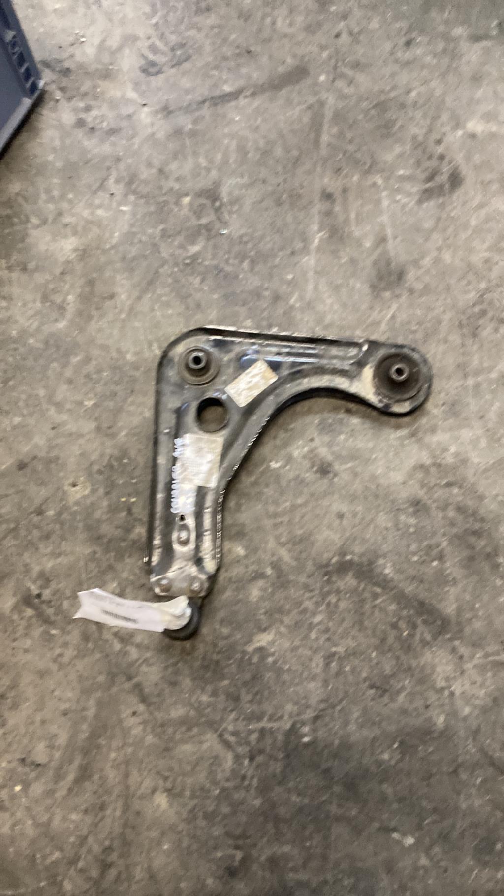 Triangle avant gauche FORD COURRIER 3 PHASE 1 Diesel - 1