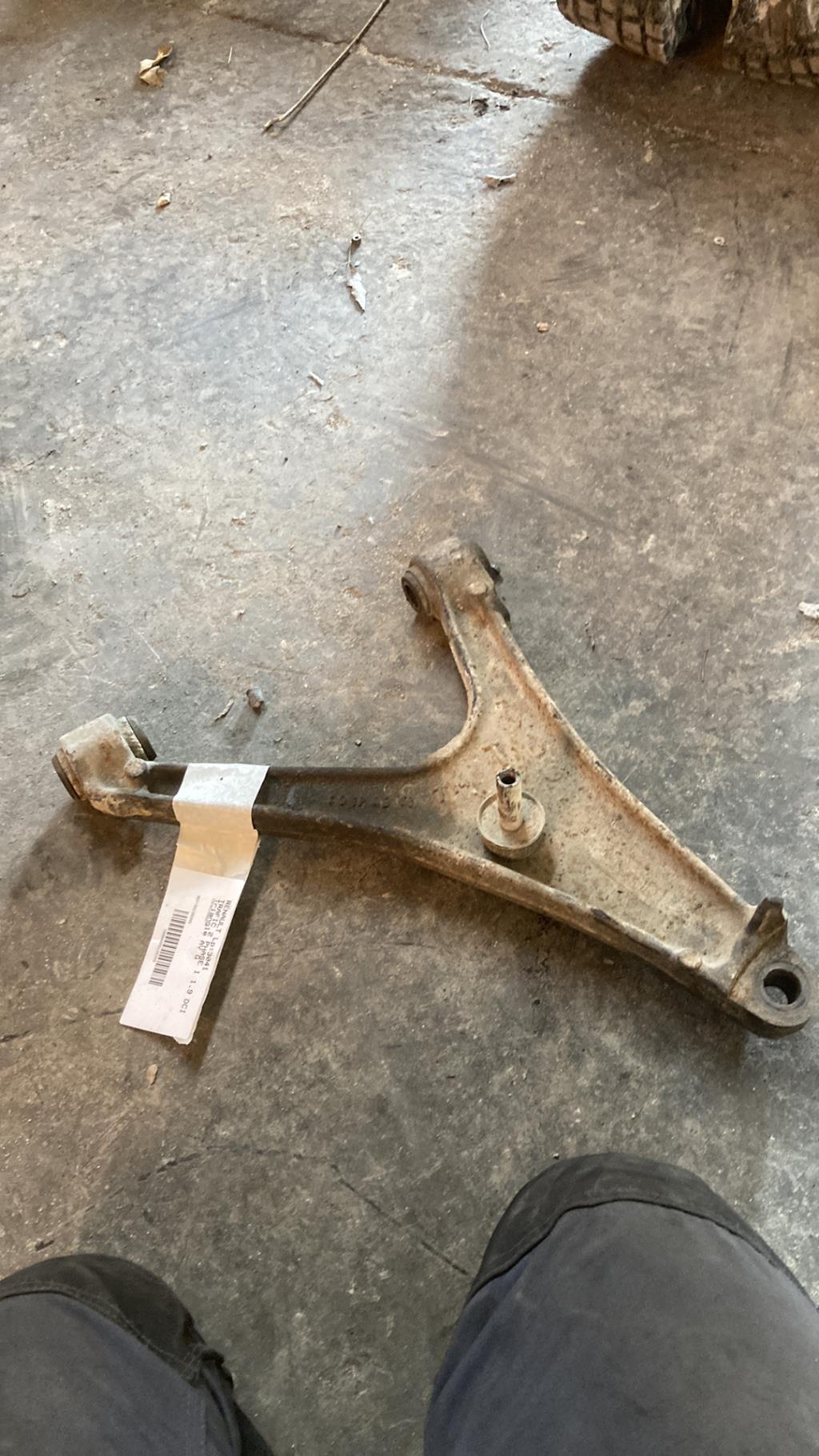 Triangle avant gauche RENAULT TRAFIC 2 PHASE 1 Diesel - 1