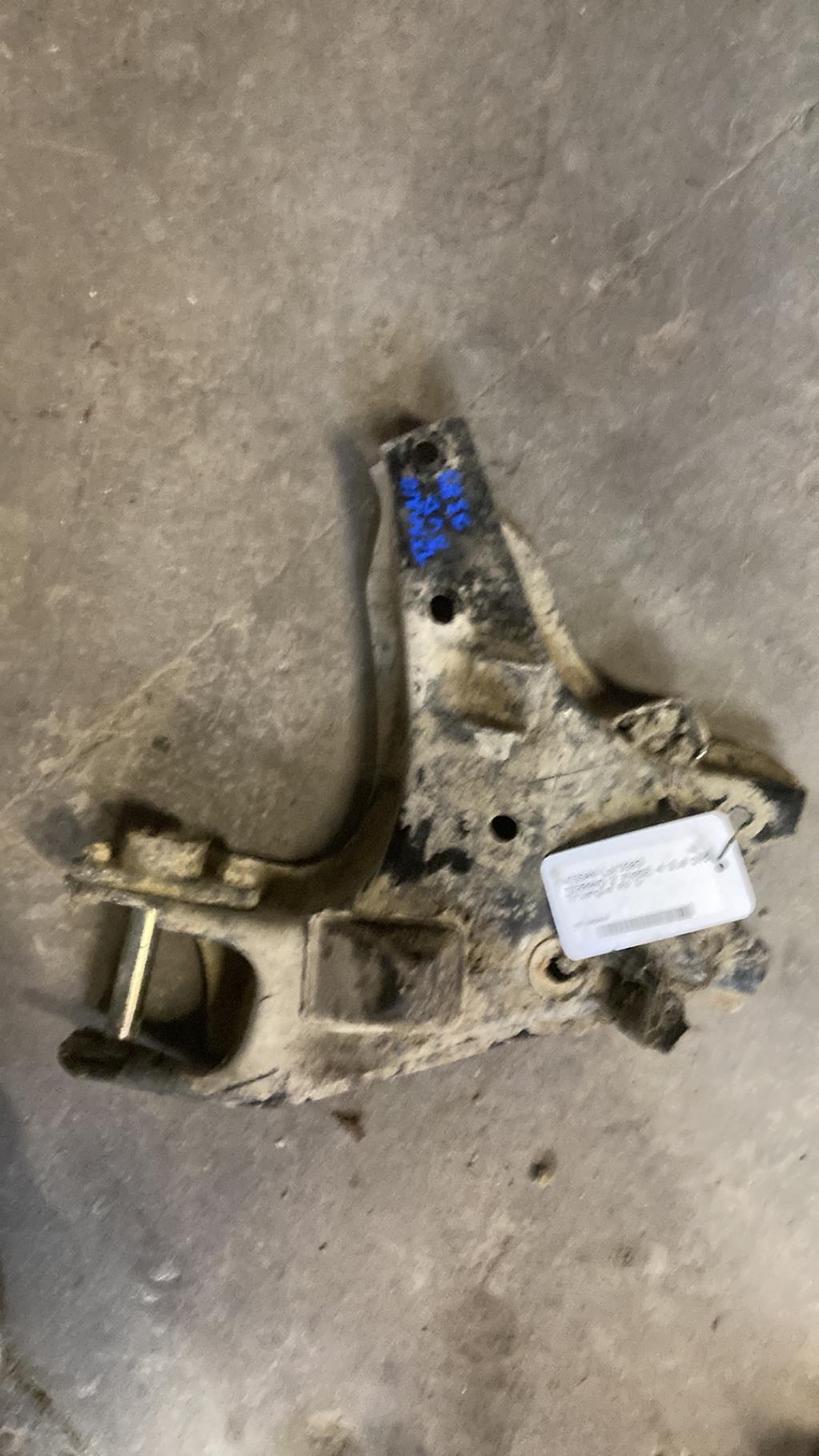 Triangle avant droit NISSAN TERRANO 2 PHASE 4 Diesel - 1
