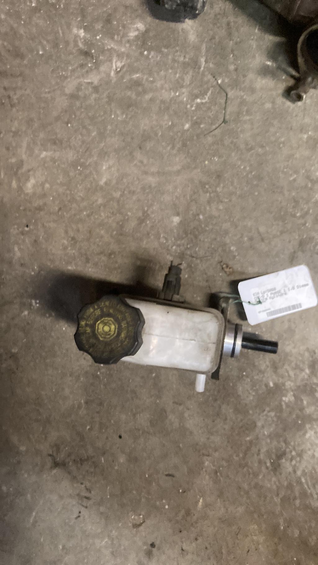 Maitre cylindre (freinage) KIA CEE-D 1 PHASE 1 Diesel - 1