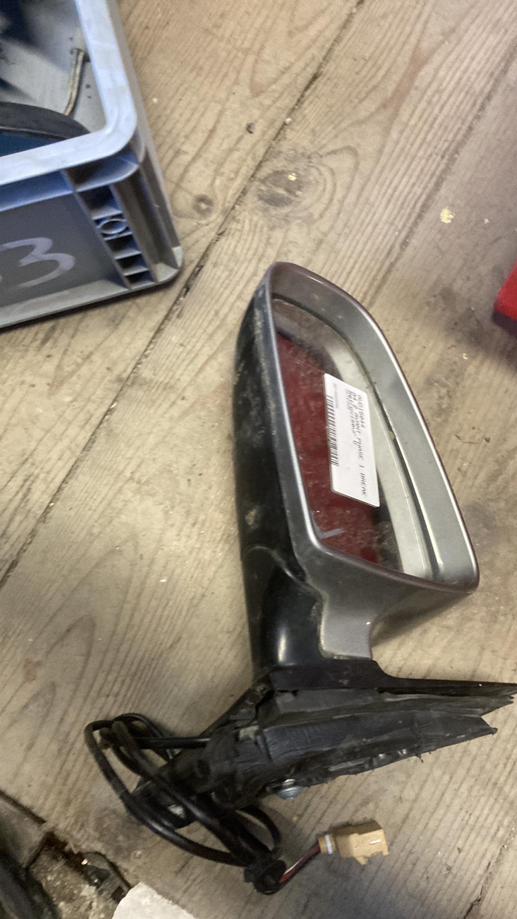 Retroviseur gauche AUDI A4 2 AVANT PHASE 1 BREAK Essence - 1