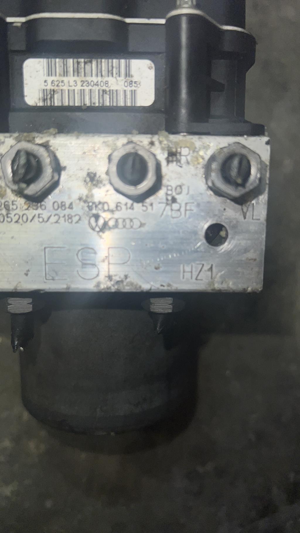 Bloc ABS (freins anti-blocage) AUDI A4 3 AVANT PHASE 1 BREAK Diesel - 1