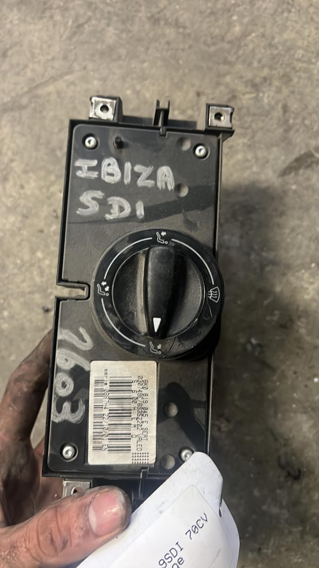 Commande chauffage SEAT IBIZA 2 PHASE 3 Diesel - 1