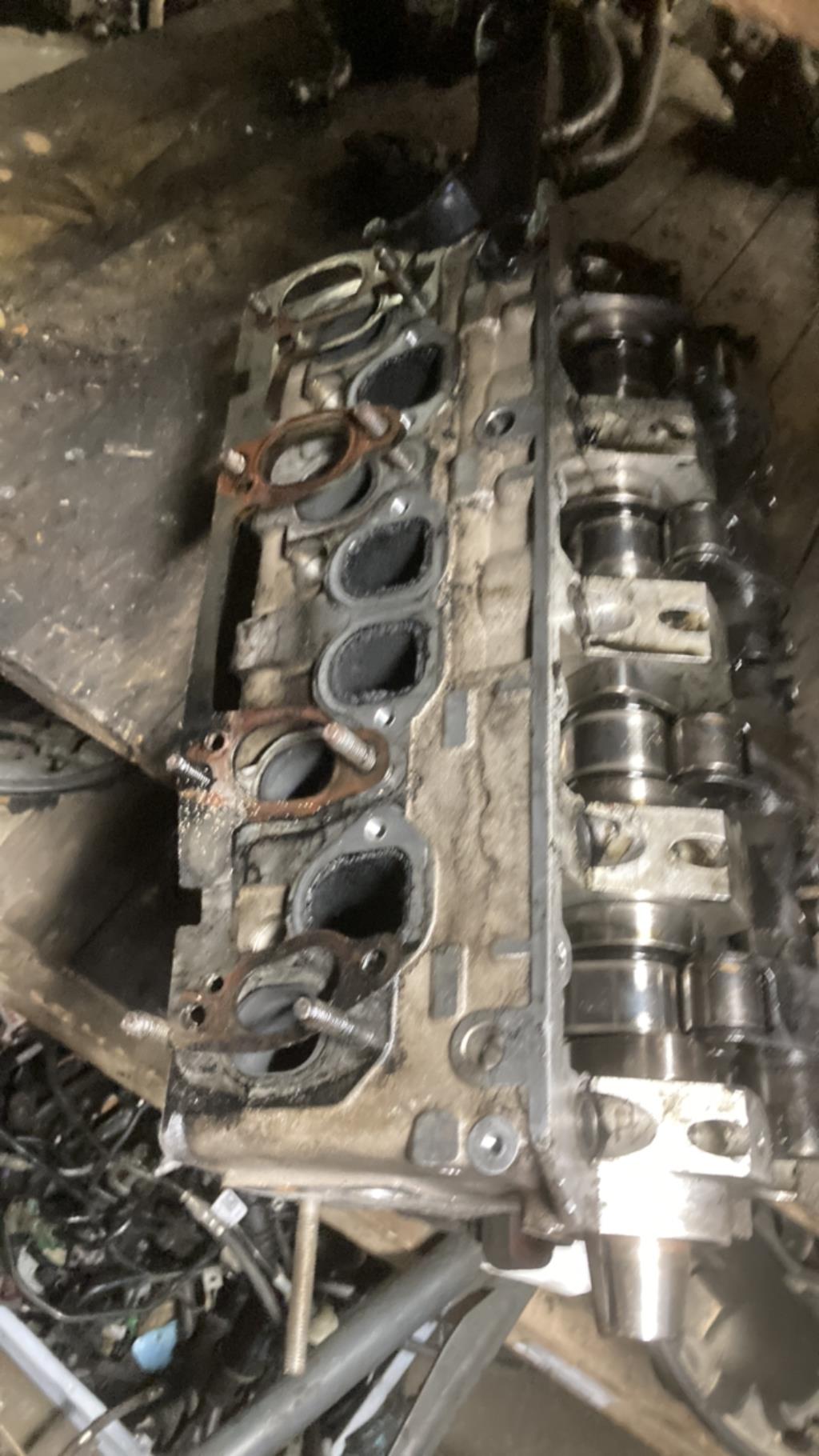 Culasse VOLKSWAGEN GOLF 4 Diesel - 1