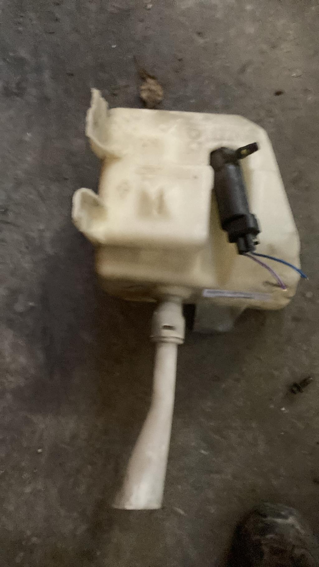 Vase de lave glace NISSAN PRIMERA 3 Diesel - 1