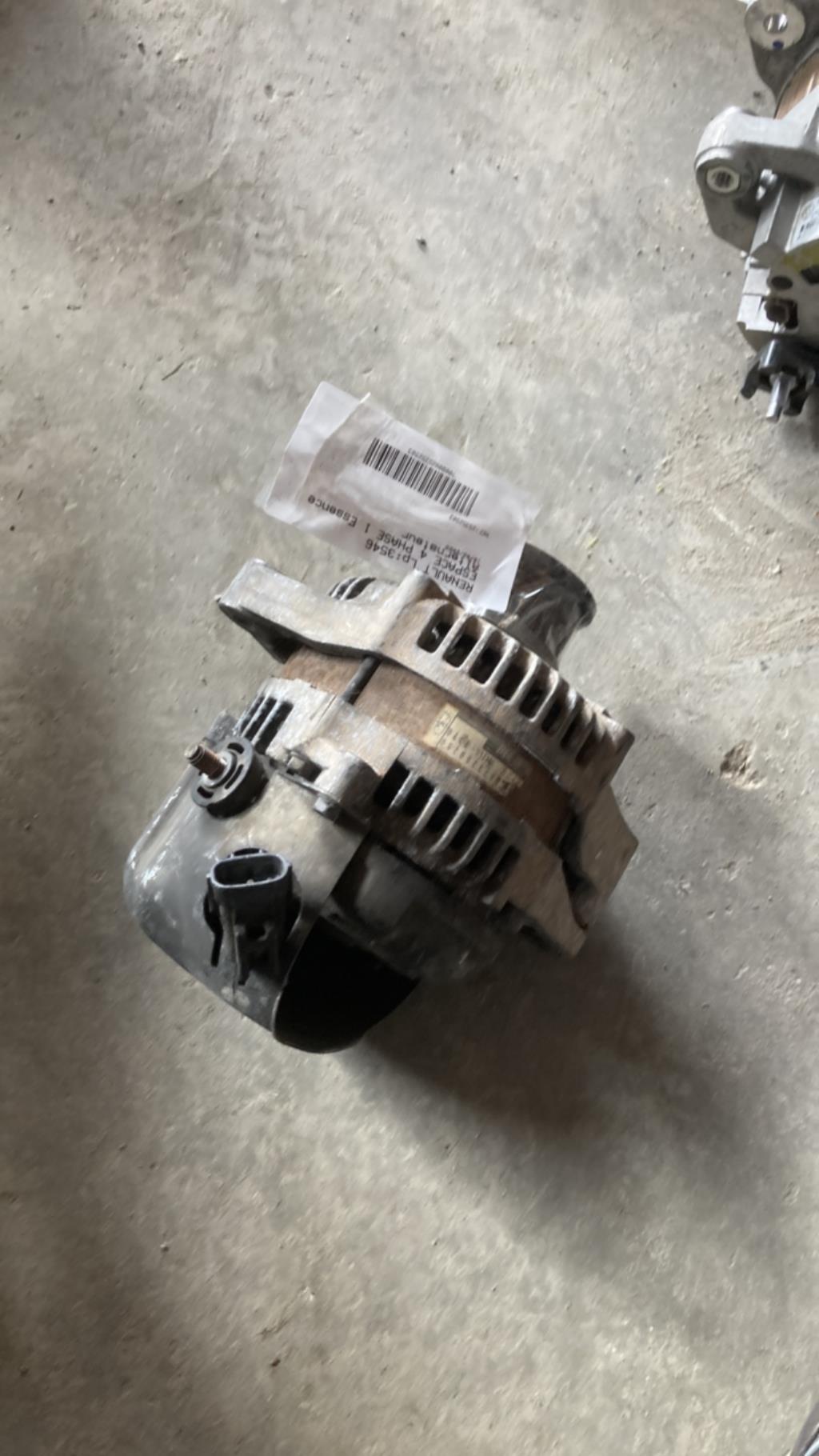 Alternateur RENAULT ESPACE 4 PHASE 1 Essence - 1