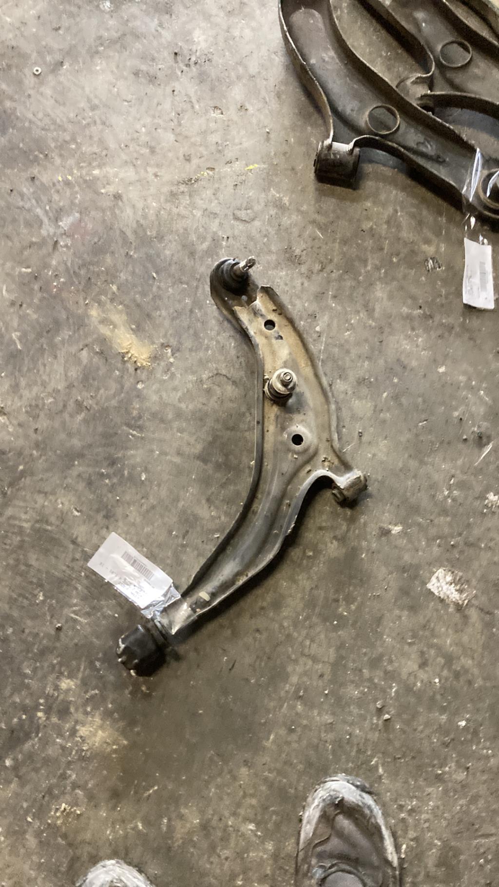 Triangle avant droit NISSAN MICRA 2 PHASE 4 Essence - 1
