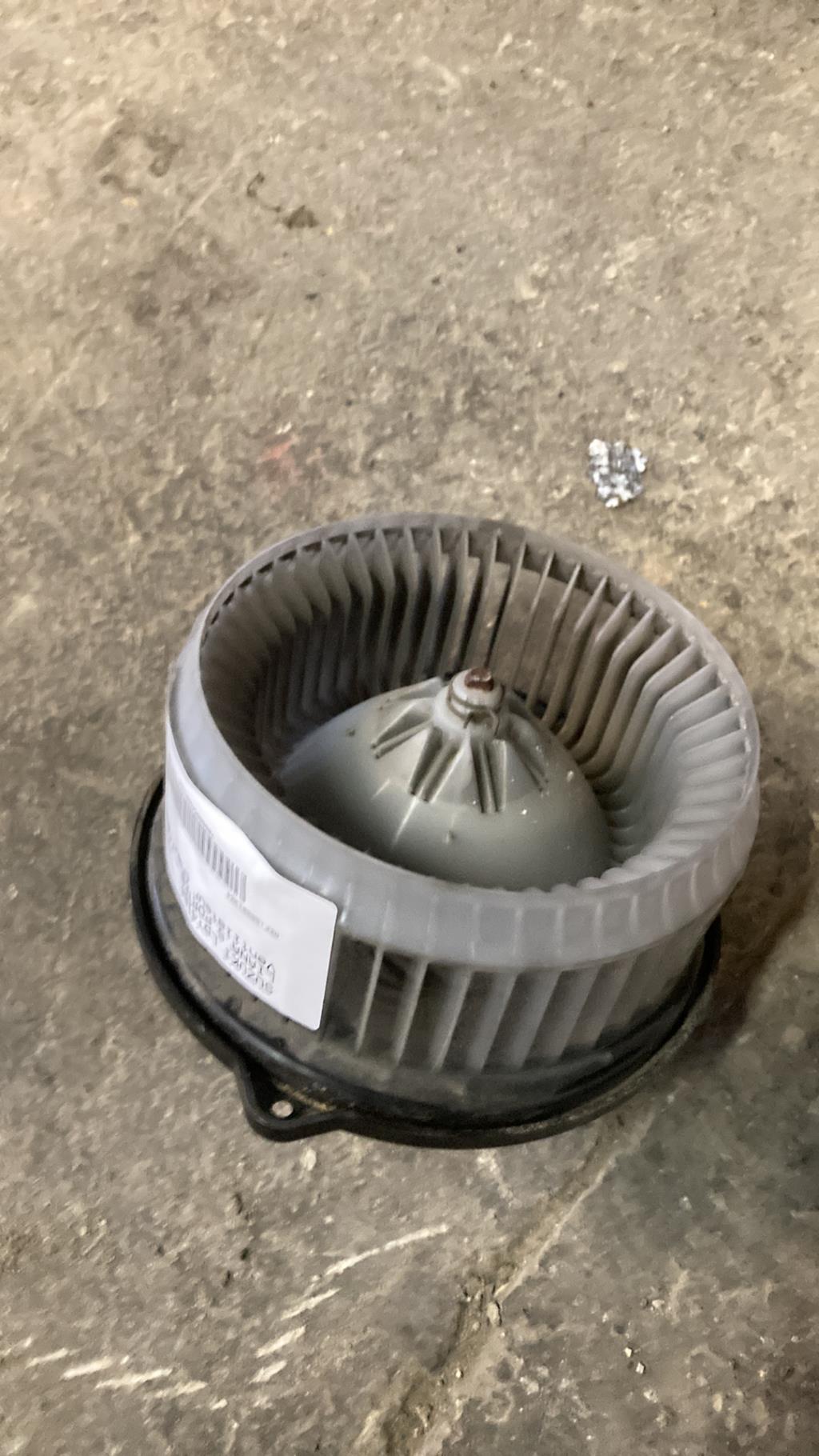 Ventilateur chauffage SUZUKI LIANA  - 1