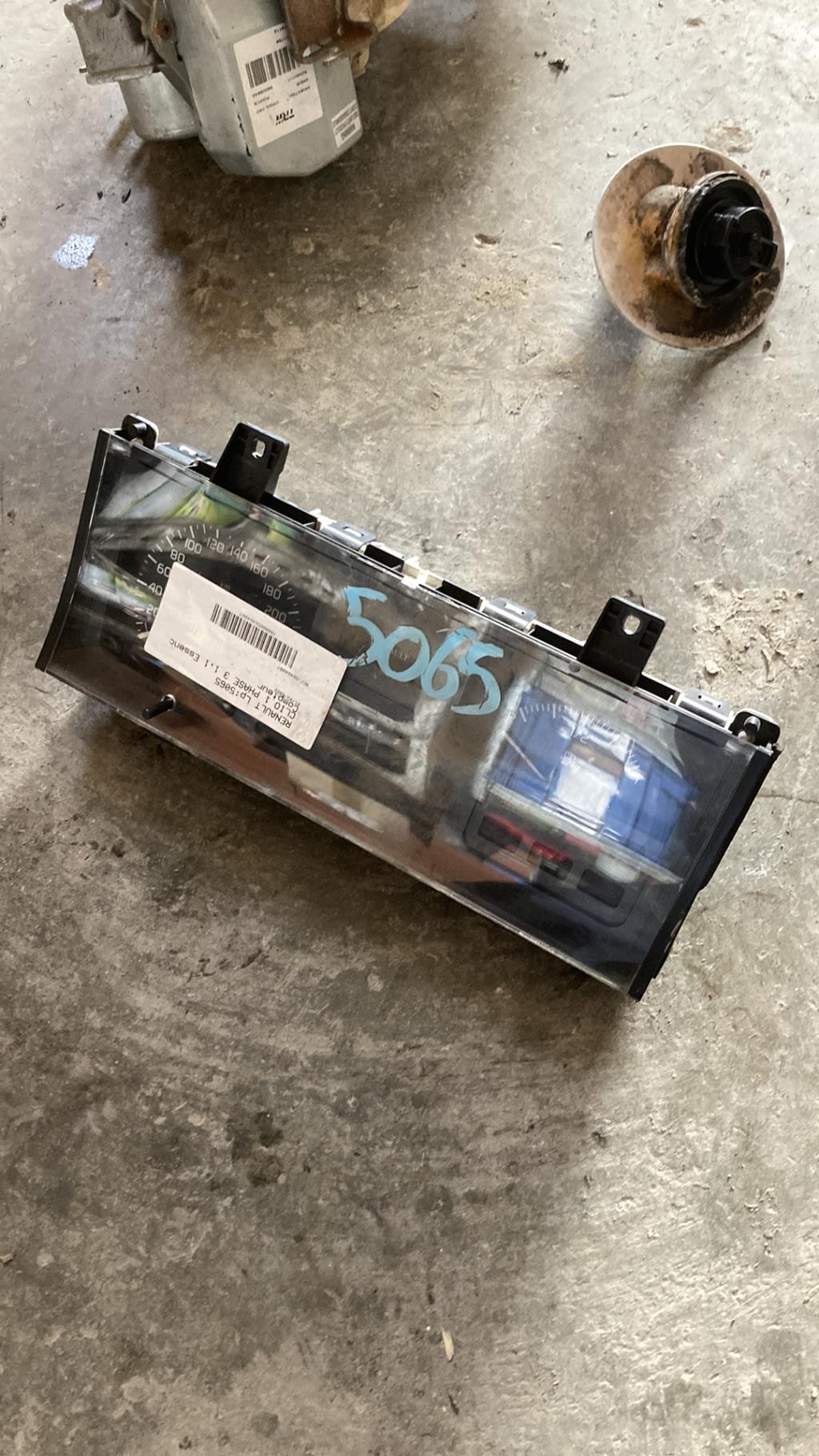 Compteur RENAULT CLIO 1 PHASE 3 Essence - 1