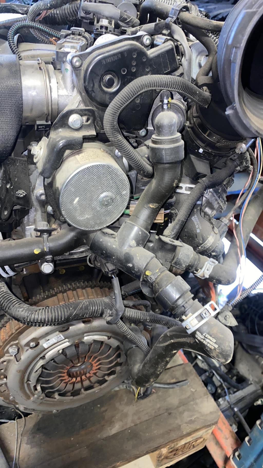Moteur RENAULT CLIO 4 PHASE 2 Diesel - 1